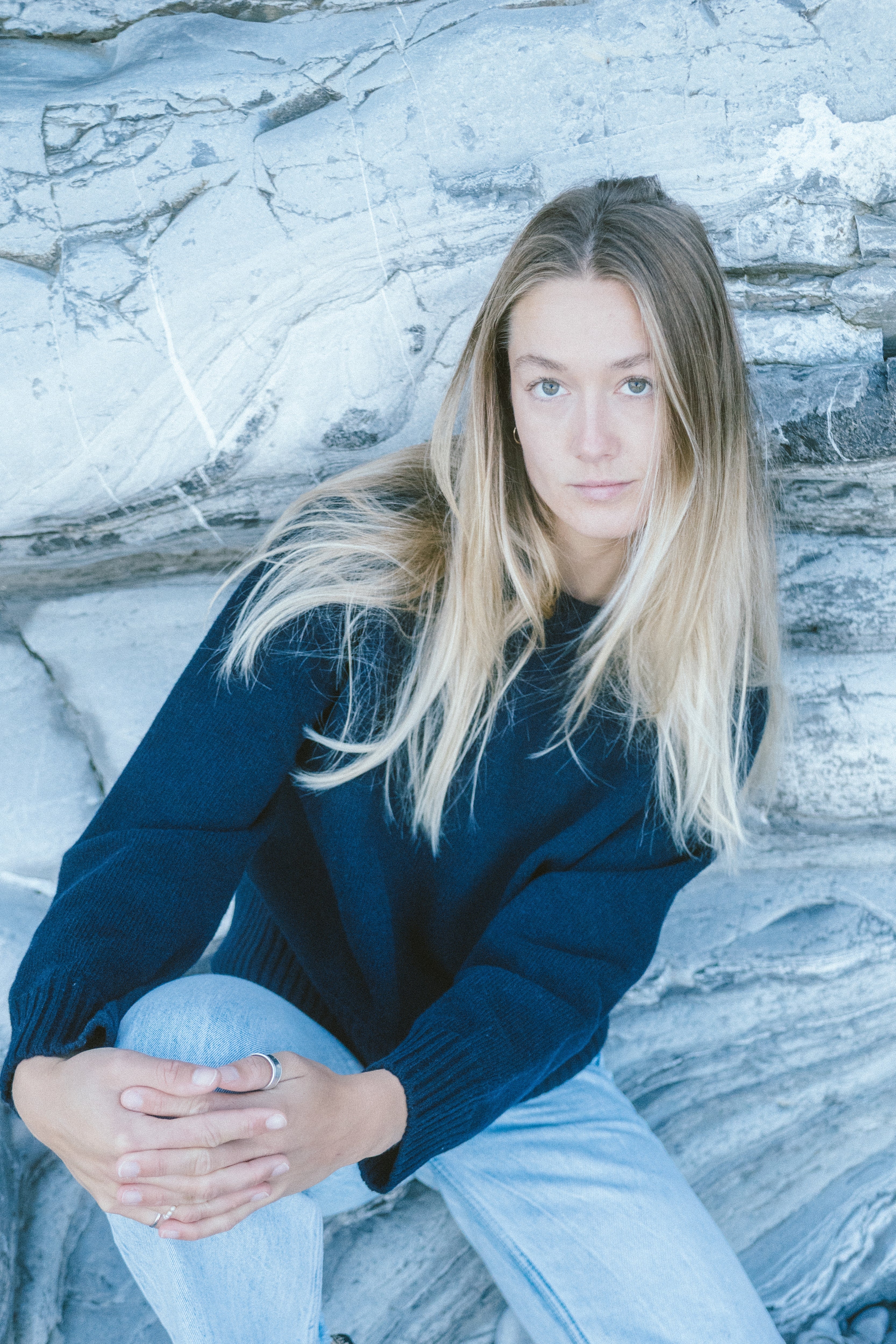 Vale dark blue merino wool sweater from Salzwasser