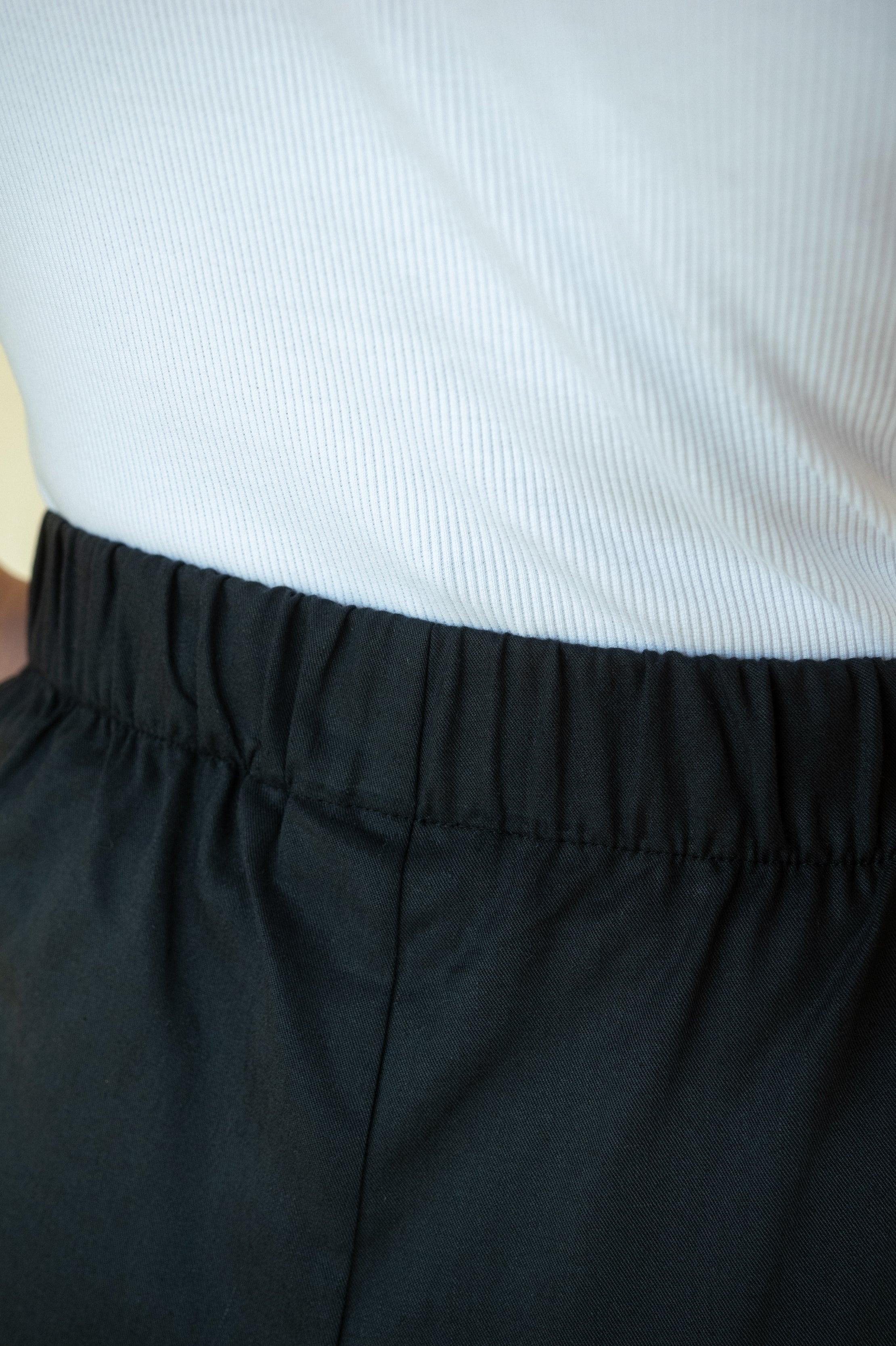 Dunkelblau Leinen-Shorts Luma aus Leinen-Tencel von Salzwasser