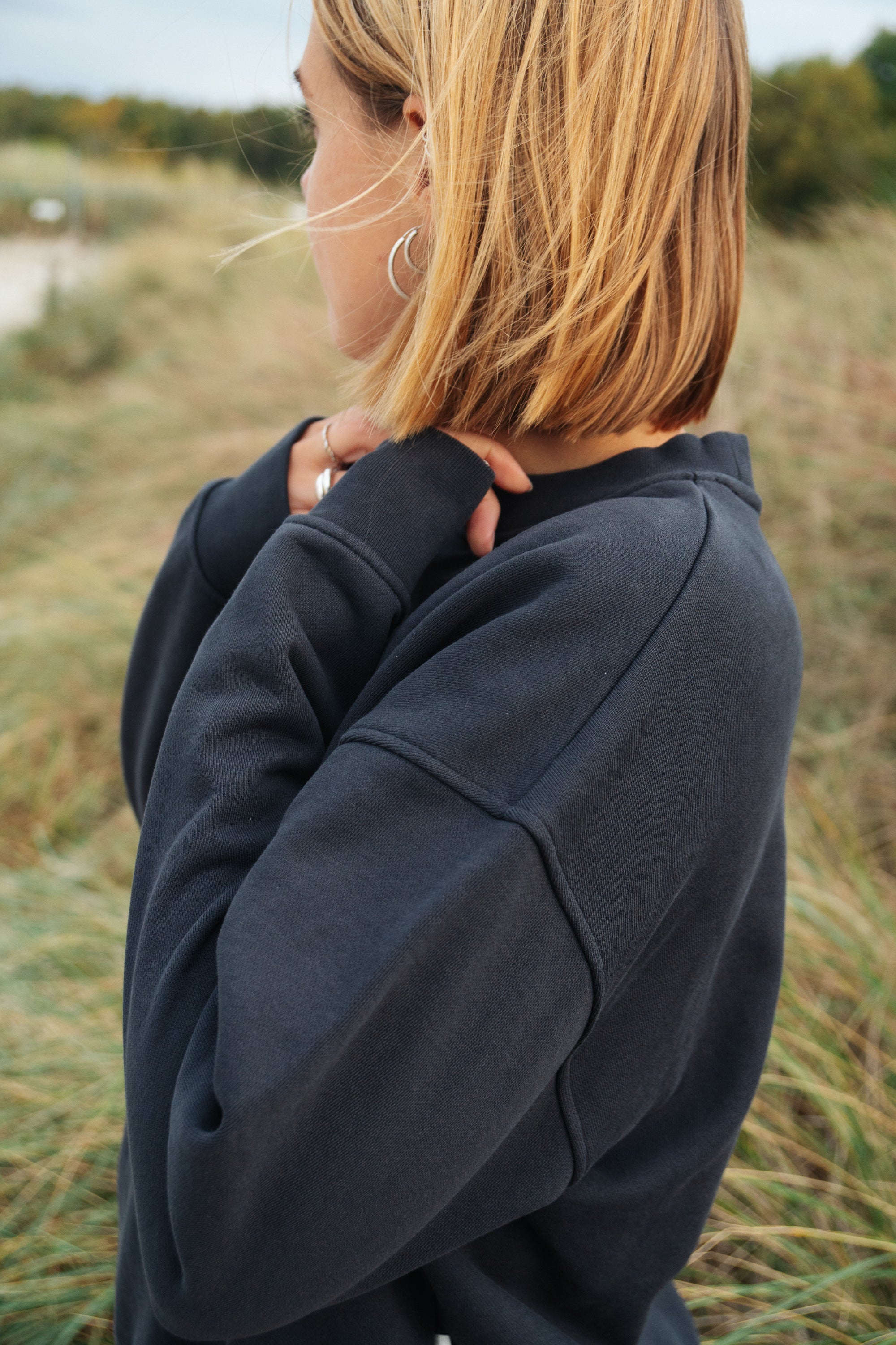 Graublauer Sweater Fonte aus Bio-Baumwolle von Salzwasser