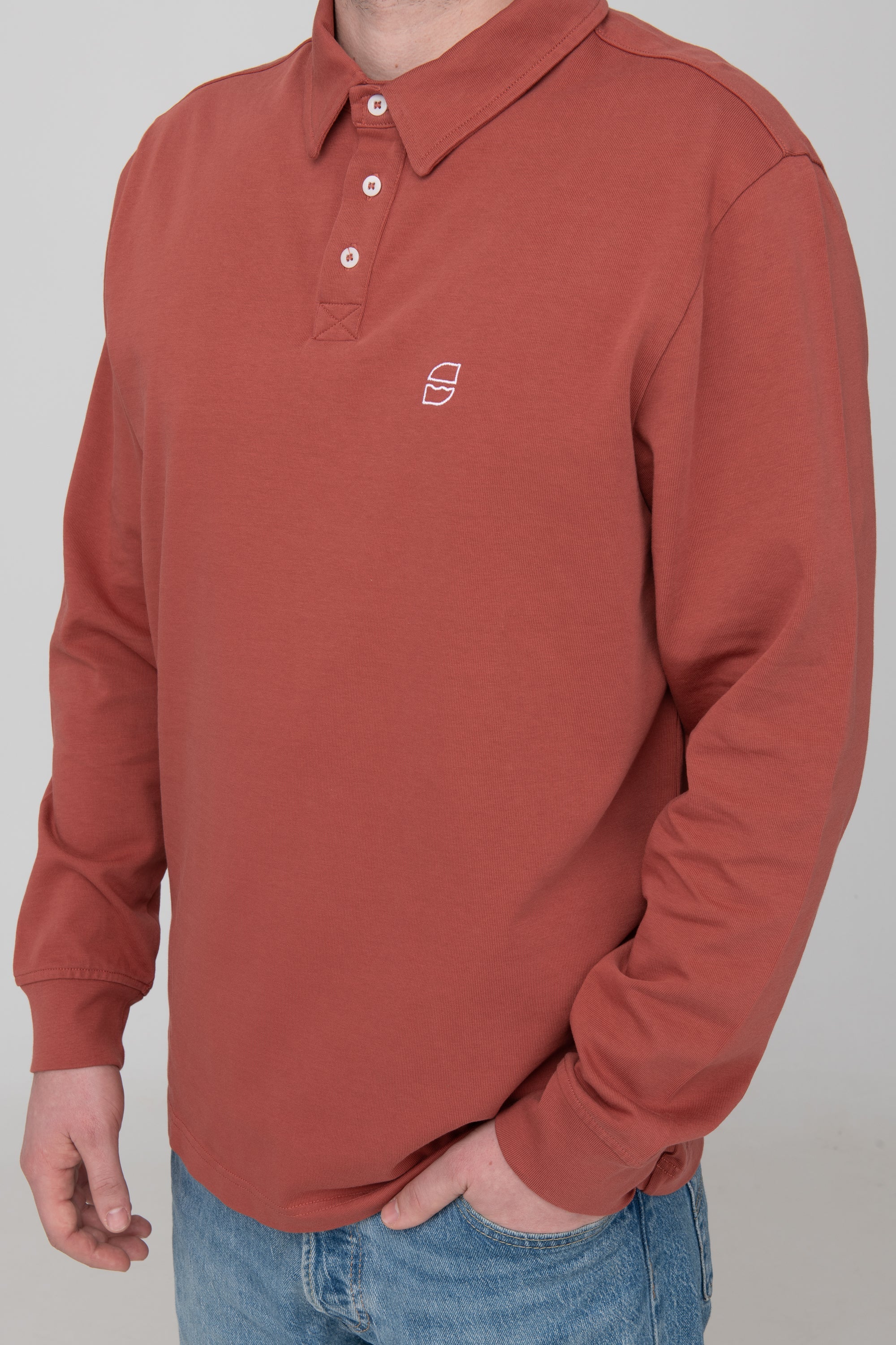 nachhaltiges Polo Longsleeve von SALZWASSER in Rostrot als Regular Fit