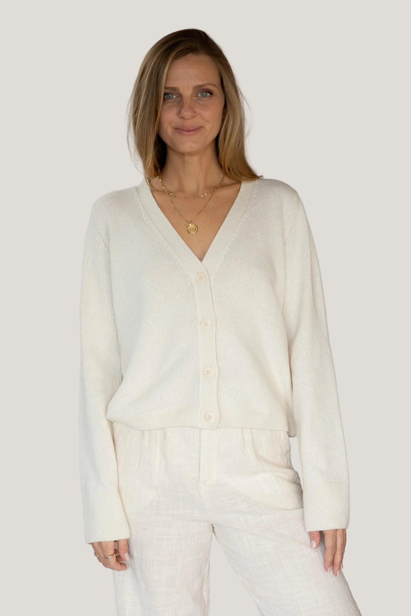 Ecru Strickjacke Nana aus Bio-Baumwolle & recyceltem Kaschmir von Pura Clothing