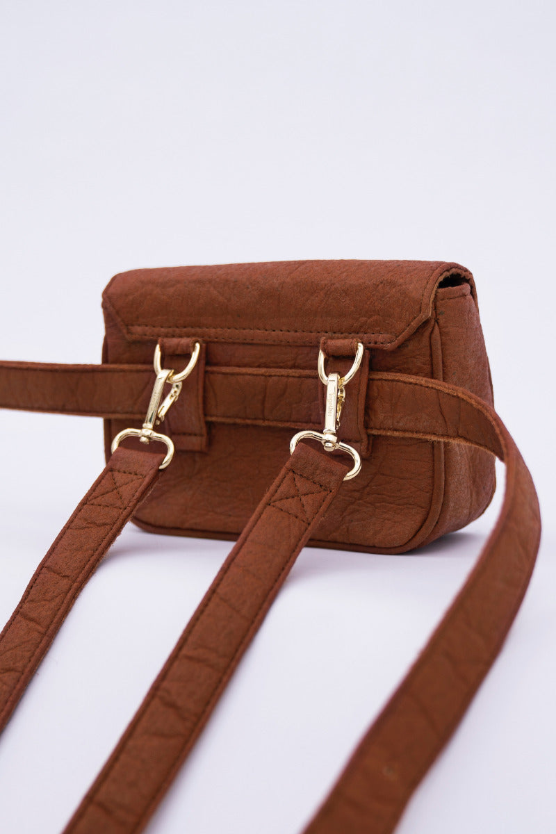 Sac ceinture marron New York JFK en Piñatex® de 1 People