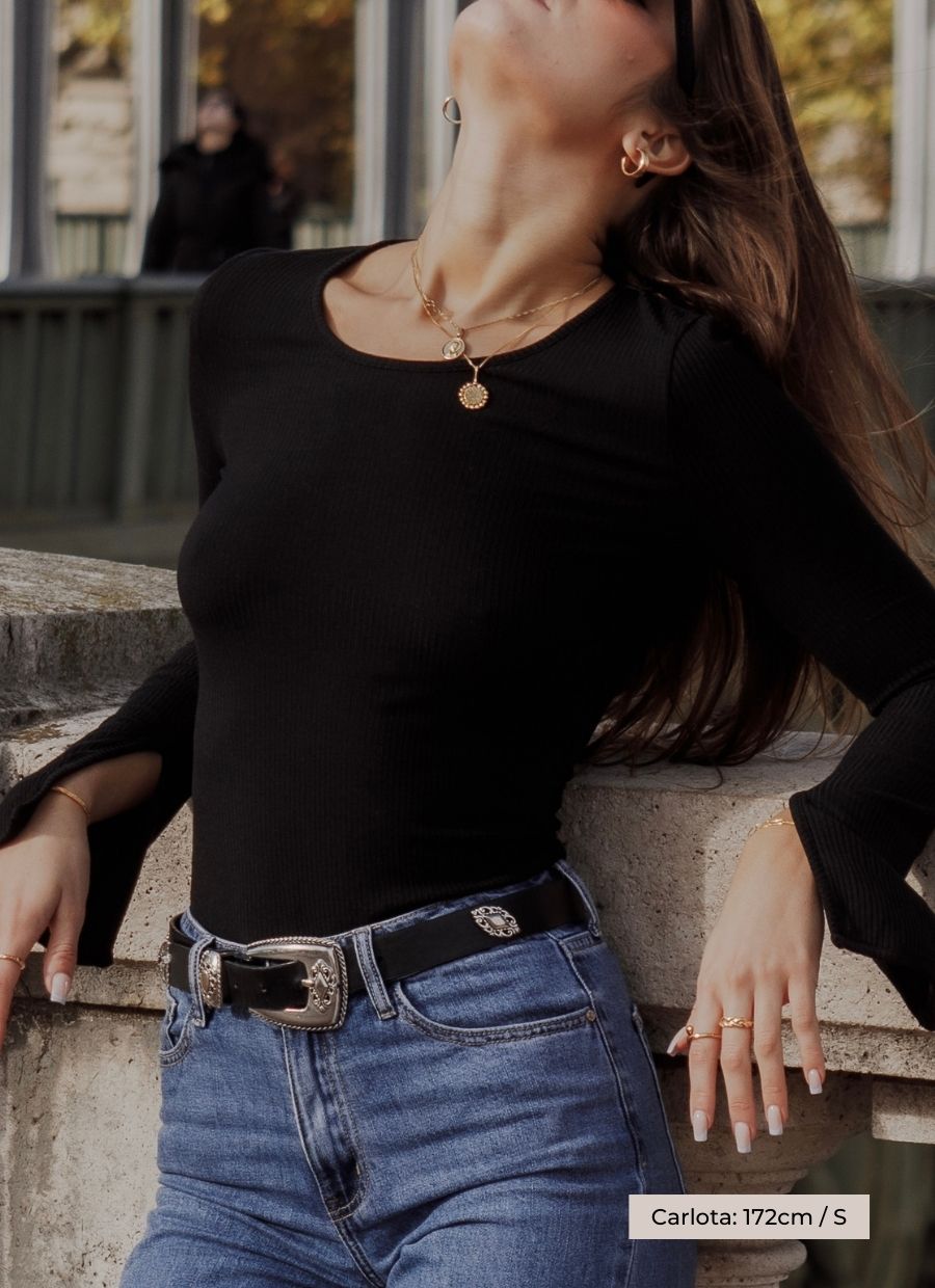 Black long-sleeved shirt Olivia made of Tencel by Narah Soleigh