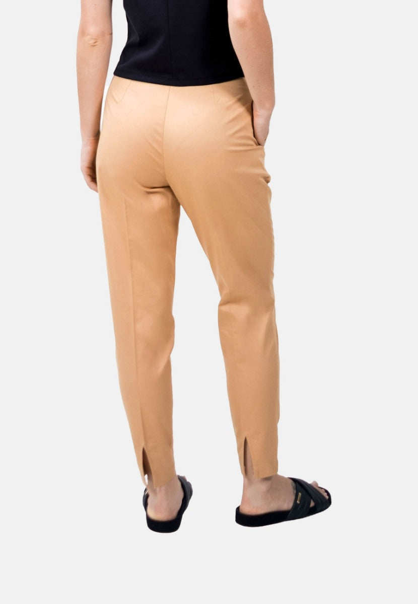 Pantalon Salo QVD marron clair en coton 100% biologique par 1 People