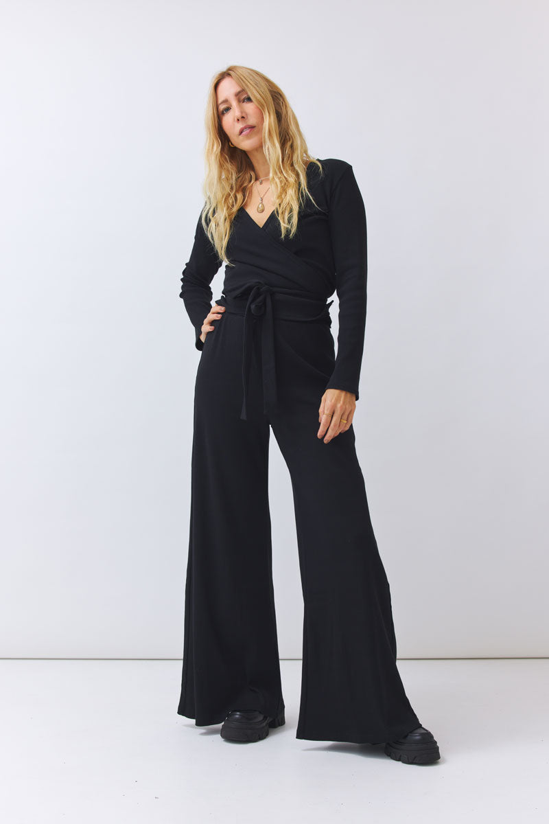 Pantalon large Bessy - noir en coton biologique par BAIGE THE LABELS