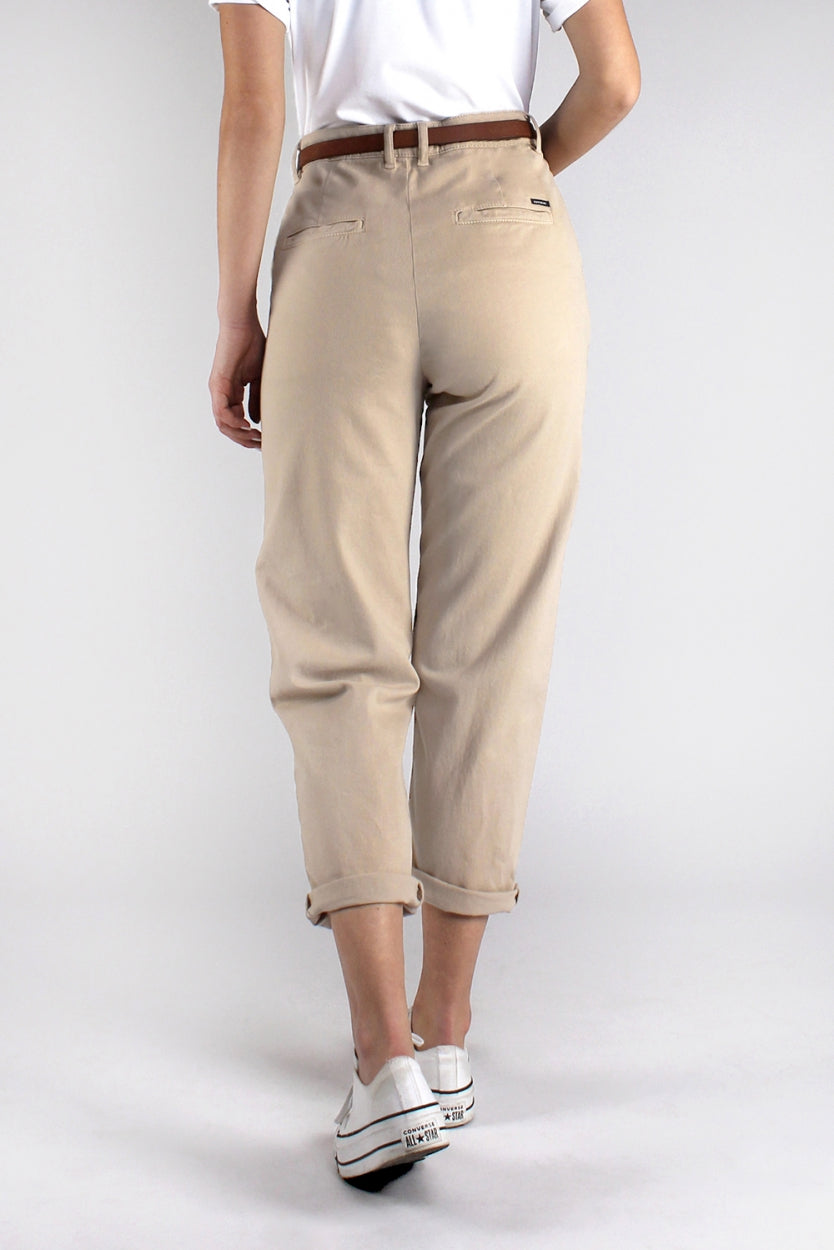 Chino trousers Lara sand colored / beige made of organic cotton by Kuyichi