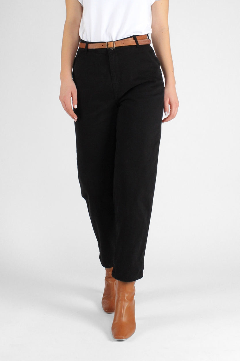 Lara chino trousers in black made from organic cotton by Kuyichi