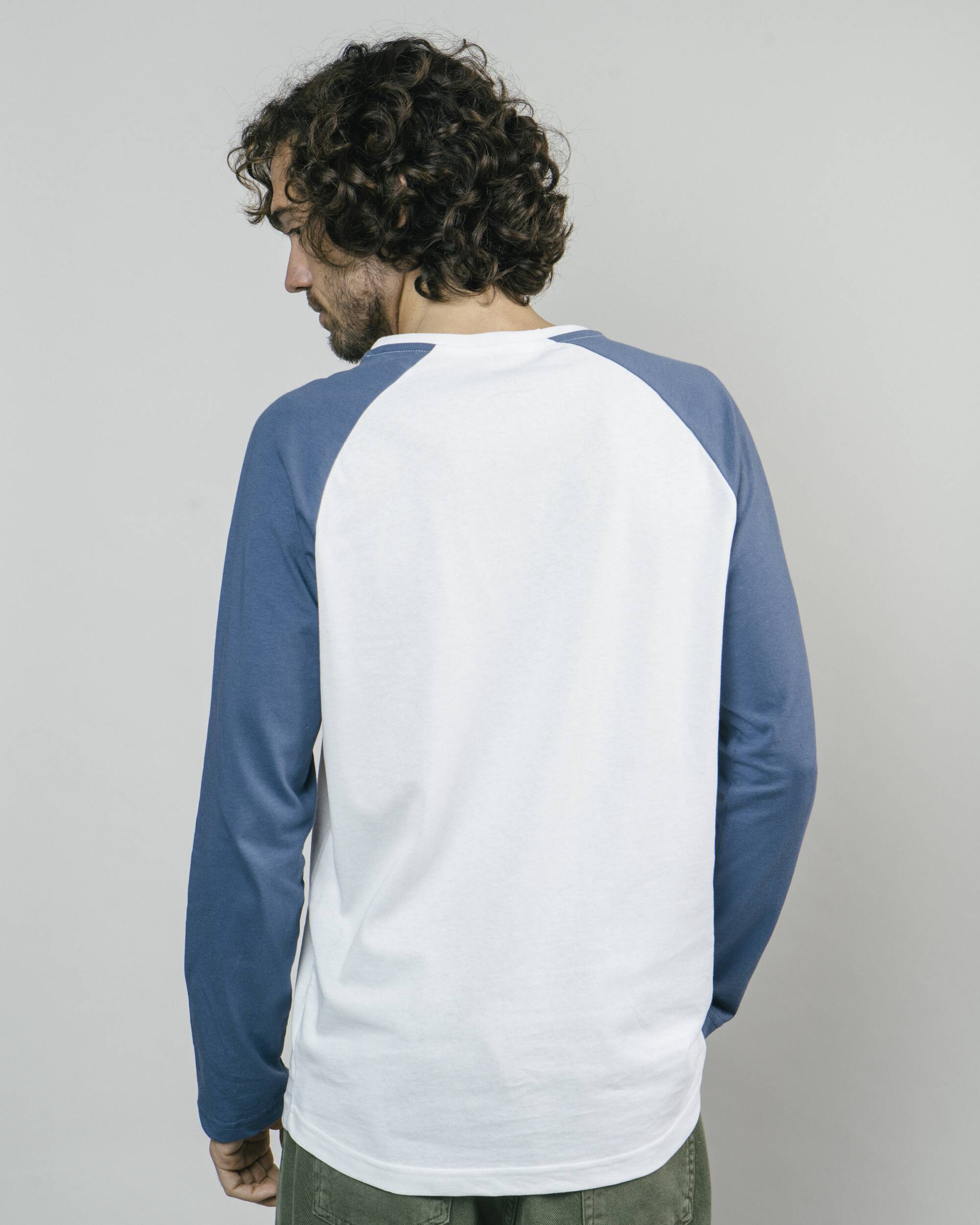 Buntes, langärmeliges Shirt Akito aus 100% Bio-Baumwolle von Brava Fabrics