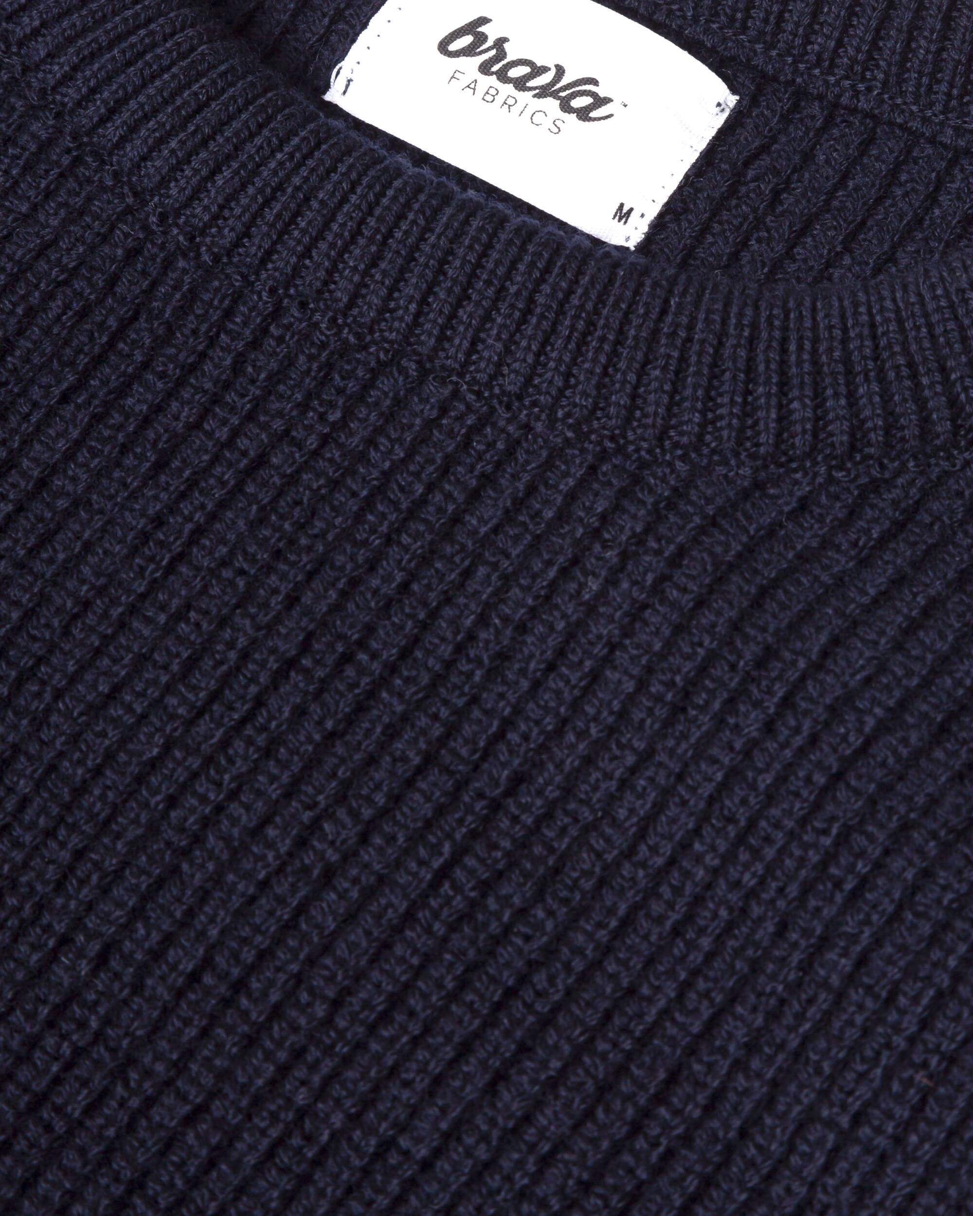 Dunkelblauer Pullover Waterfront aus 100% Merinowolle von Brava Fabrics
