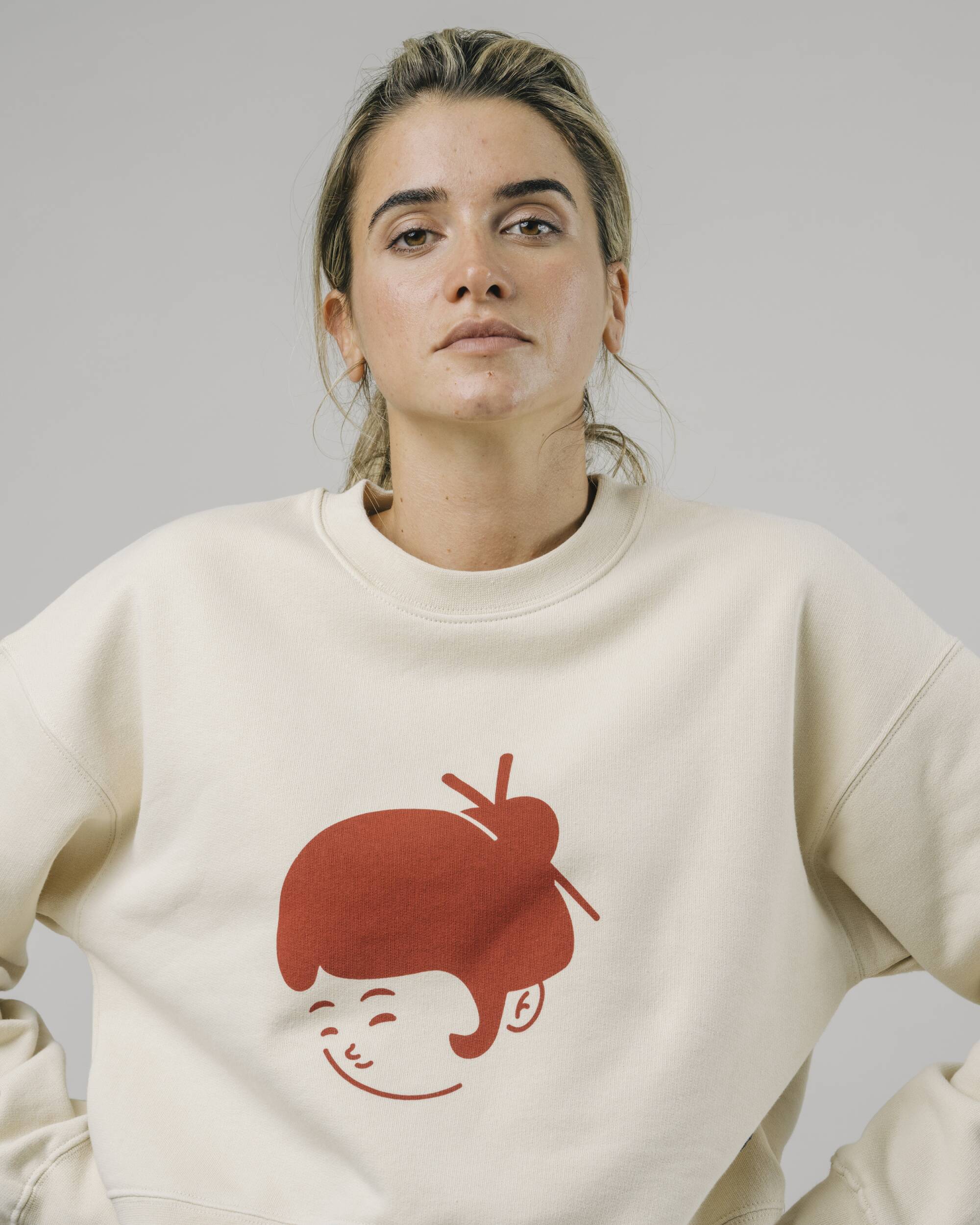 Beige sweater Yoko made from 100% organic cotton from Brava Fabrics