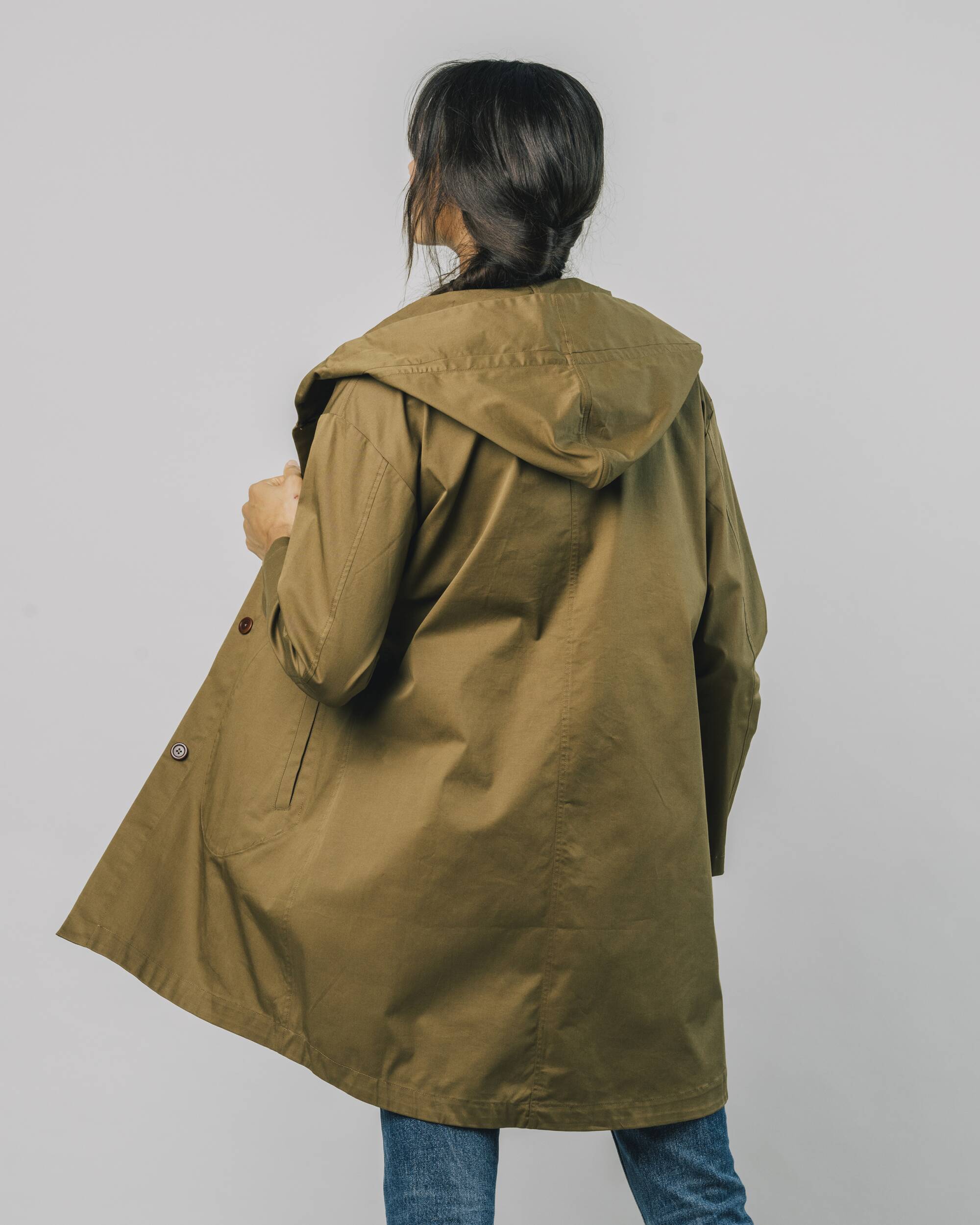 Green jacket hooded parka made of organic cotton from Brava Fabrics