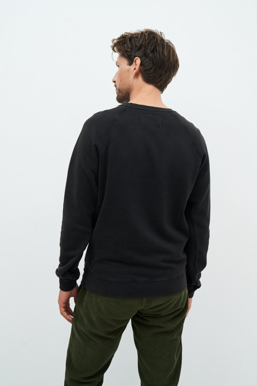 Sweater Randy in schwarz aus 100% Bio - Baumwolle von Kuyichi
