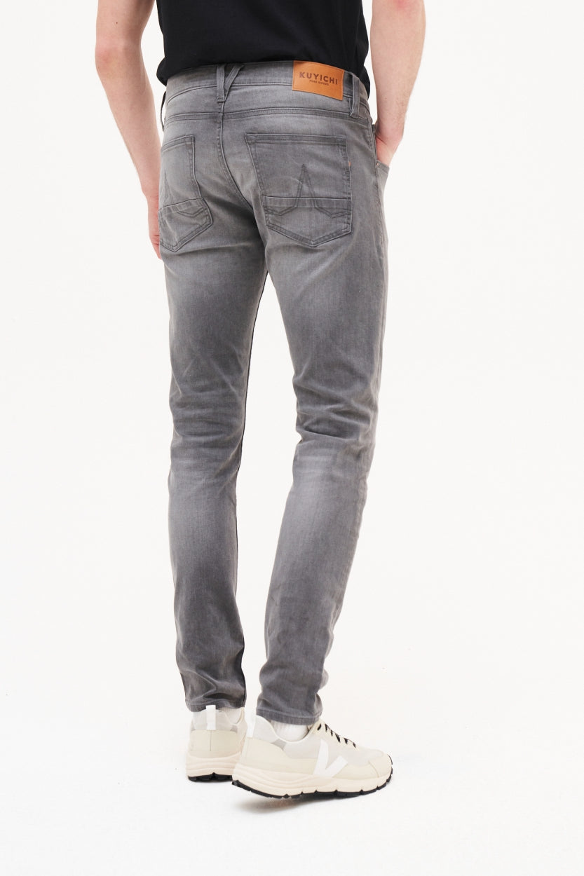 Jeans Kale Skinny in grau aus Bio - Baumwolle von Kuyichi