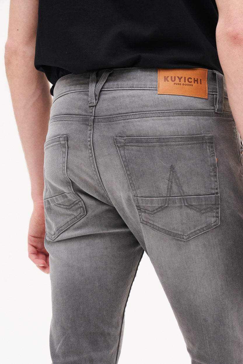 Jeans Kale Skinny in grau aus Bio - Baumwolle von Kuyichi