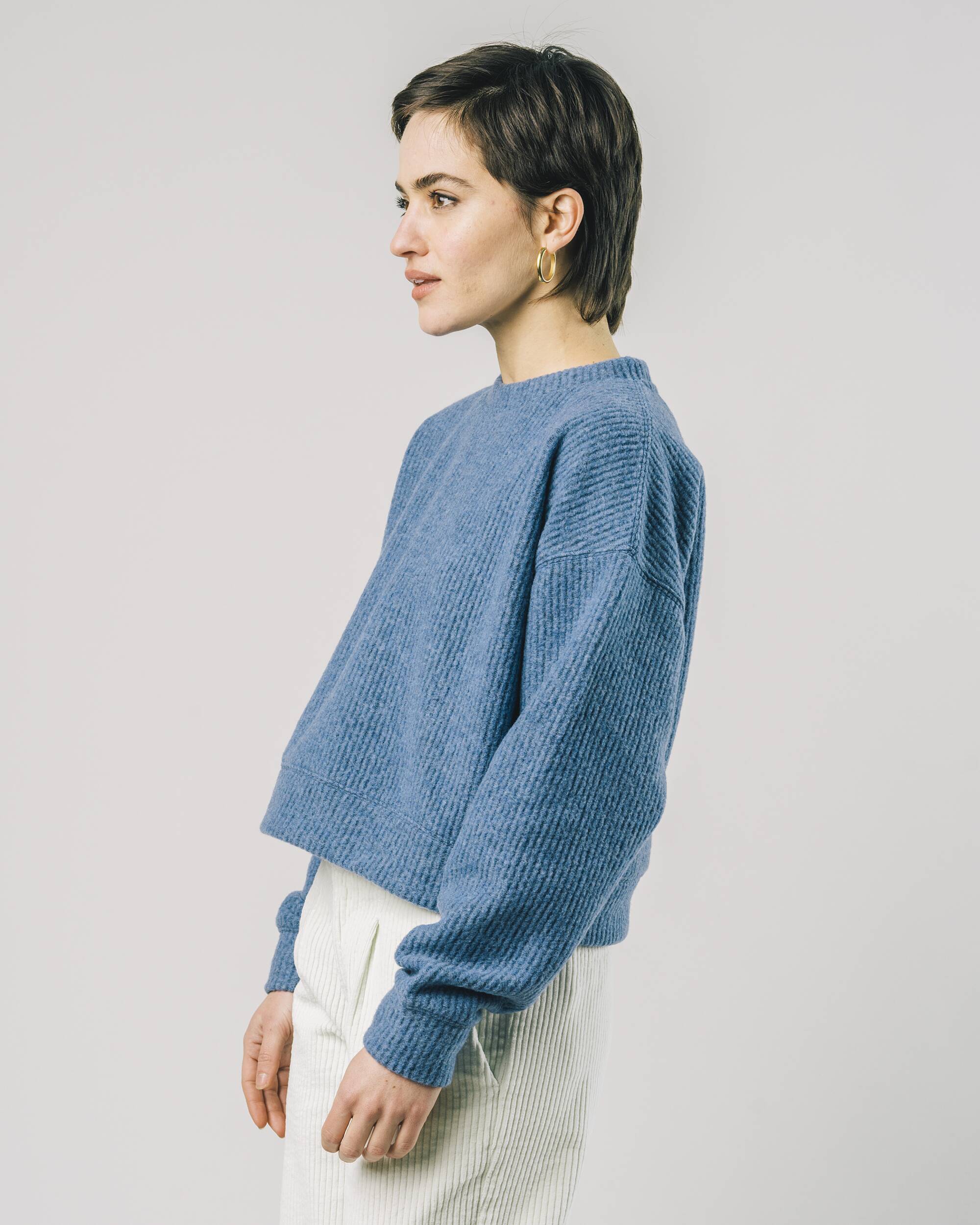 Cropped sweater in Ocean - blue made from 100% recycled materials from Brava Fabrics