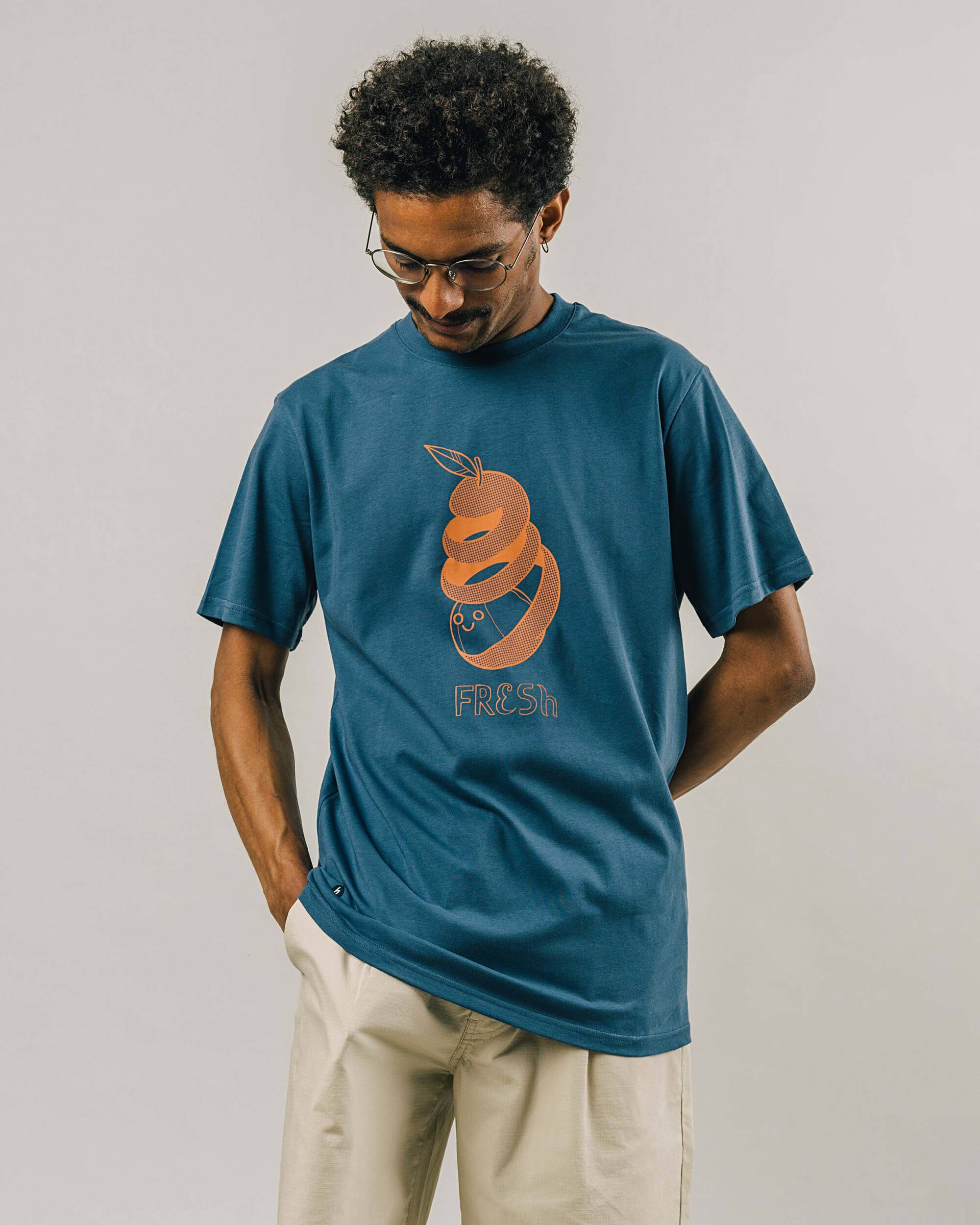 Blaues T-Shirt Fresh Orange aus 100% Bio-Baumwolle von Brava Fabrics