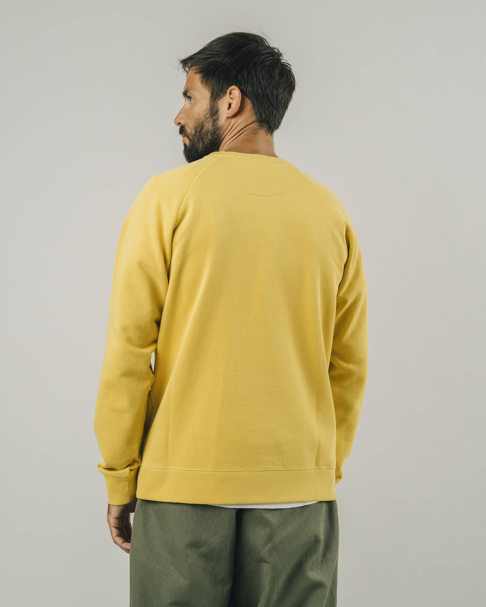 Yellow sweater Ufo Catcher made of 100% organic cotton from Brava Fabrics