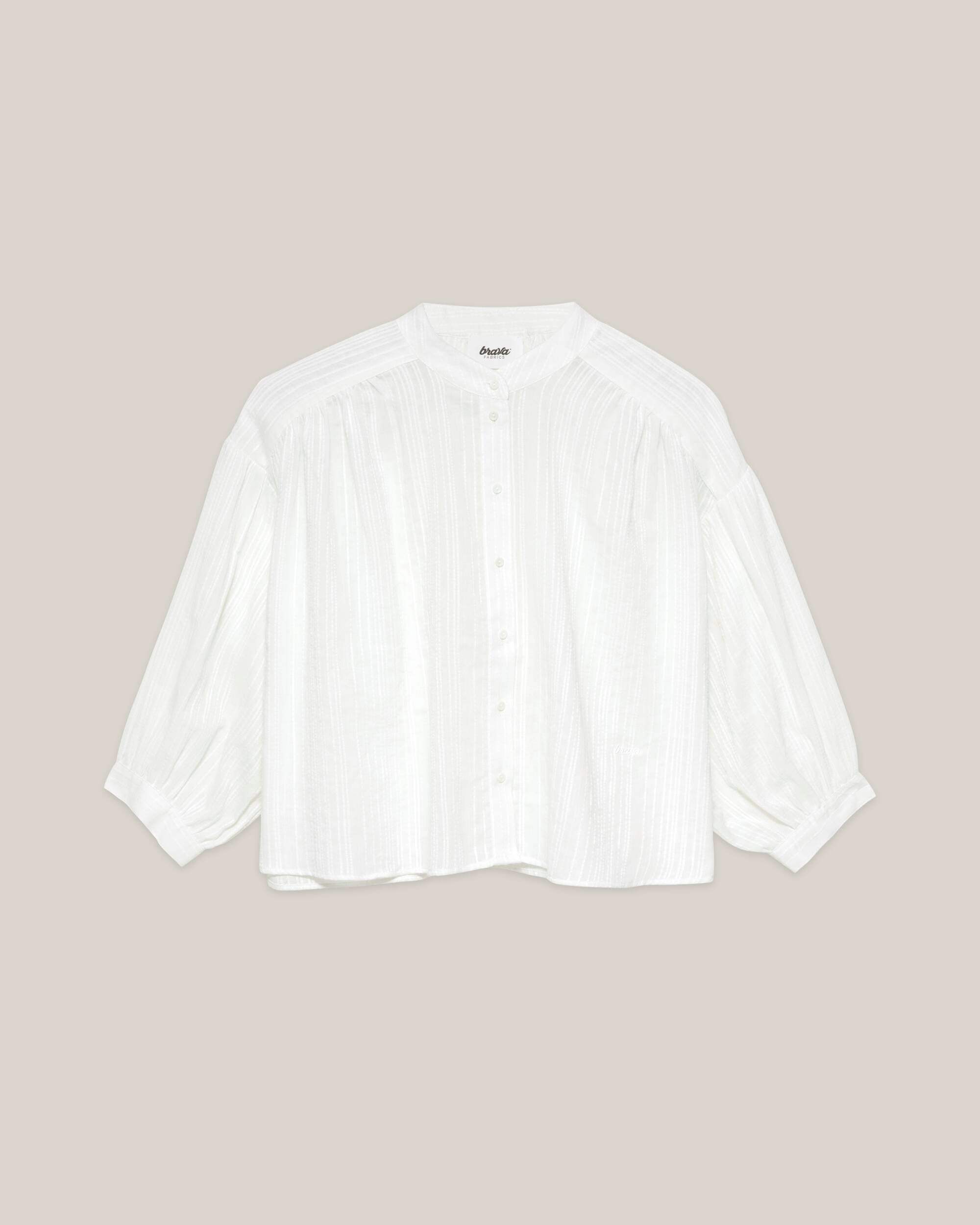 White boho blouse made of organic cotton from Brava Fabrics