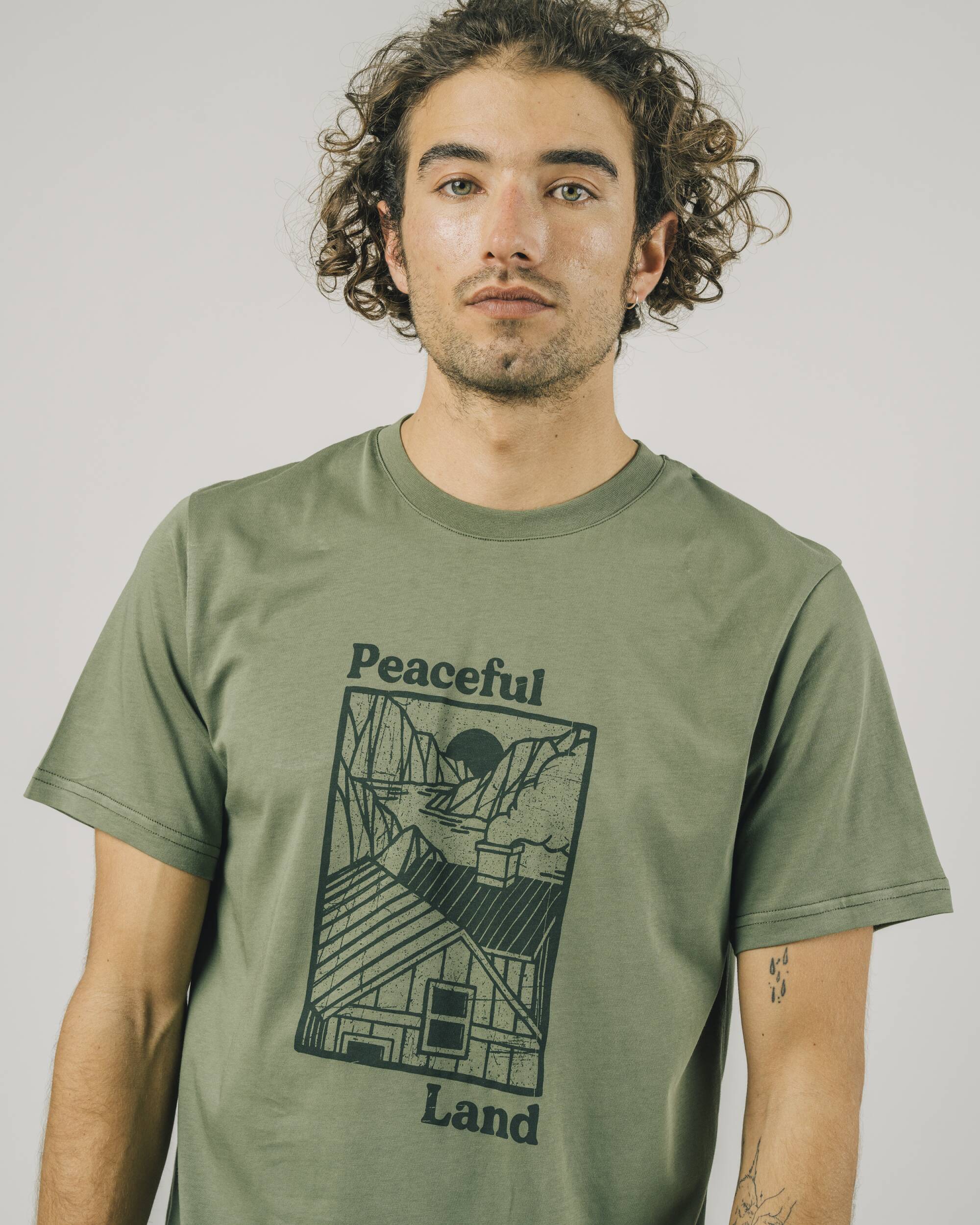 Grünes T-Shirts Peaceful Land aus Bio-Baumwolle von Brava Fabrics