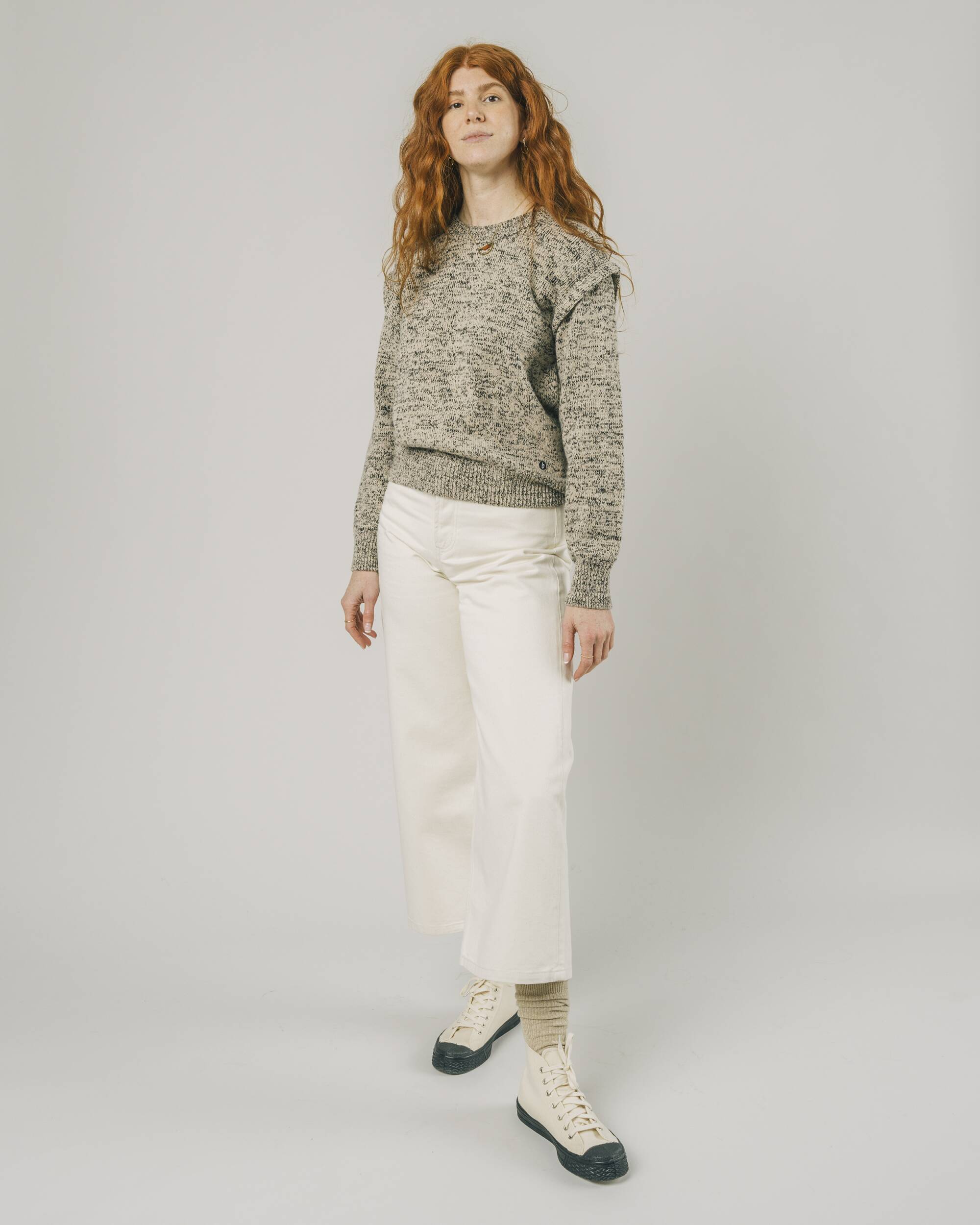 Beige retro sweater made from recycled wool from Brava Fabrics