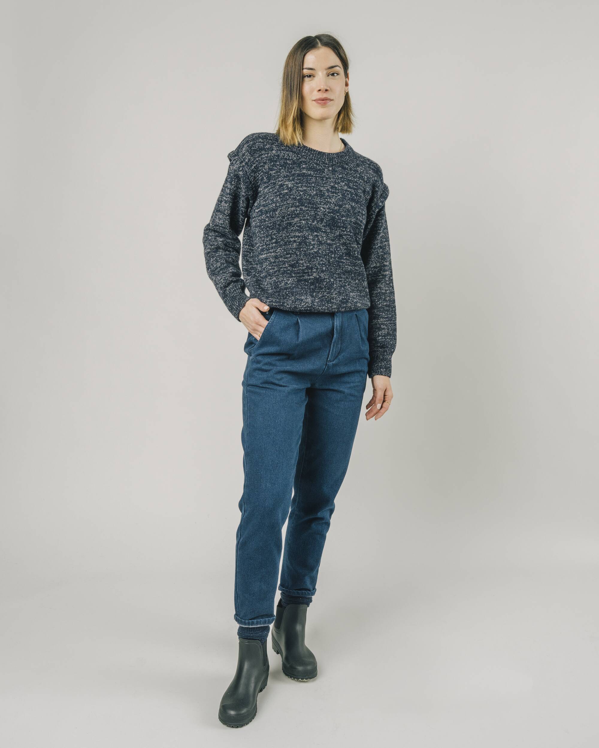 Dark blue retro sweater made from recycled wool from Brava Fabrics
