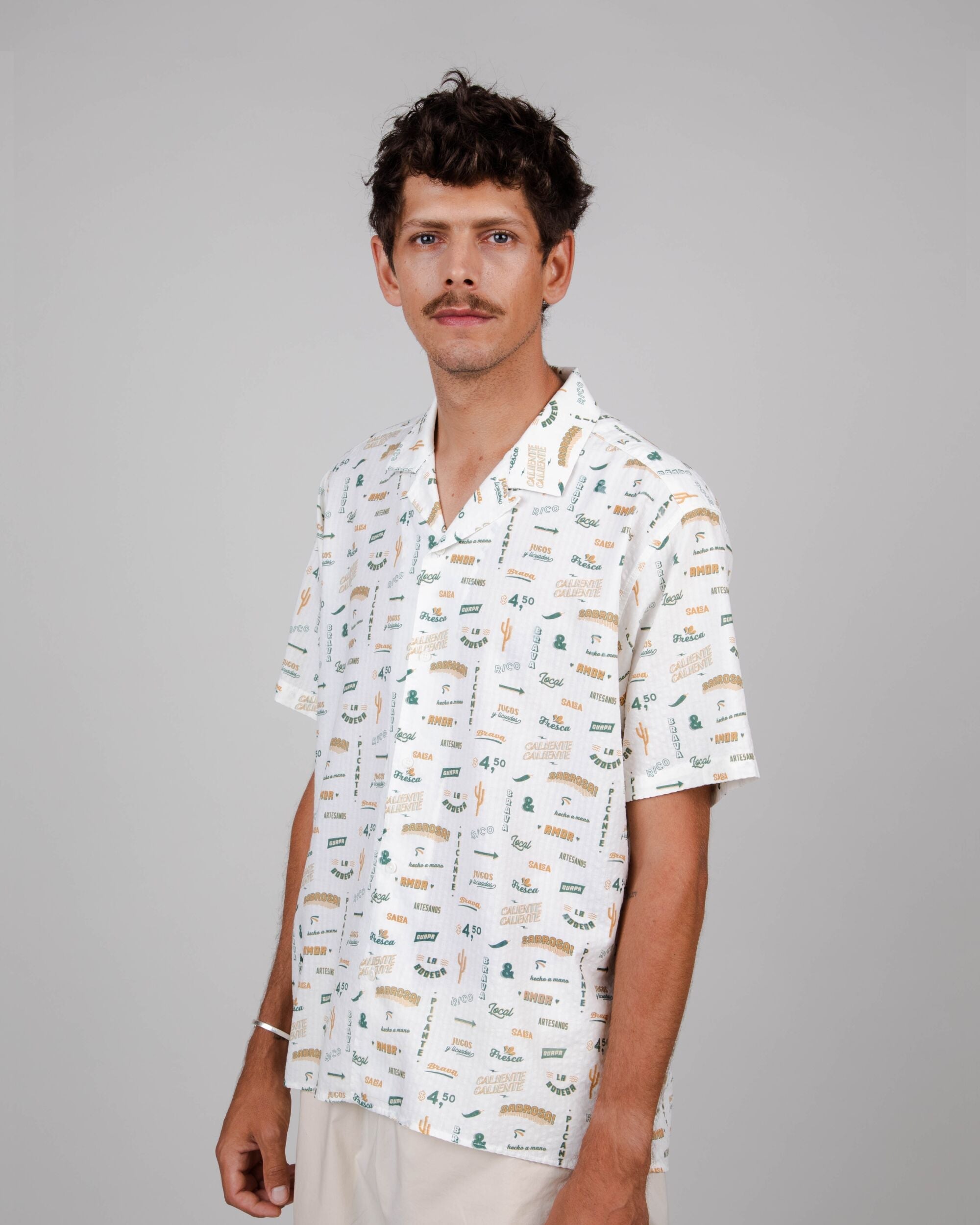 Buntes, bedrucktes, kurzärmliges Hemd Sabrosa aus Bio-Baumwolle von Brava Fabrics