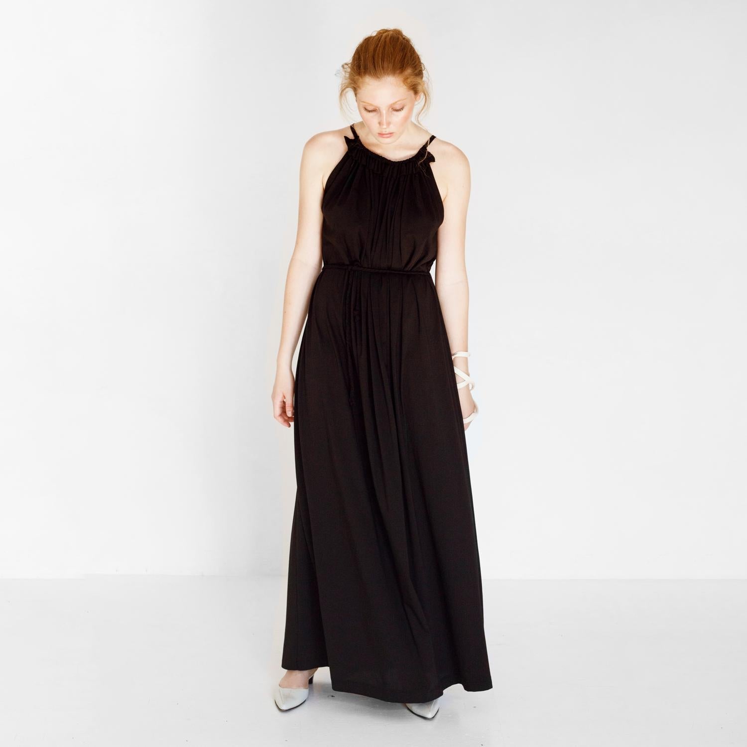 Elegant jersey dress in black made from organic cotton
