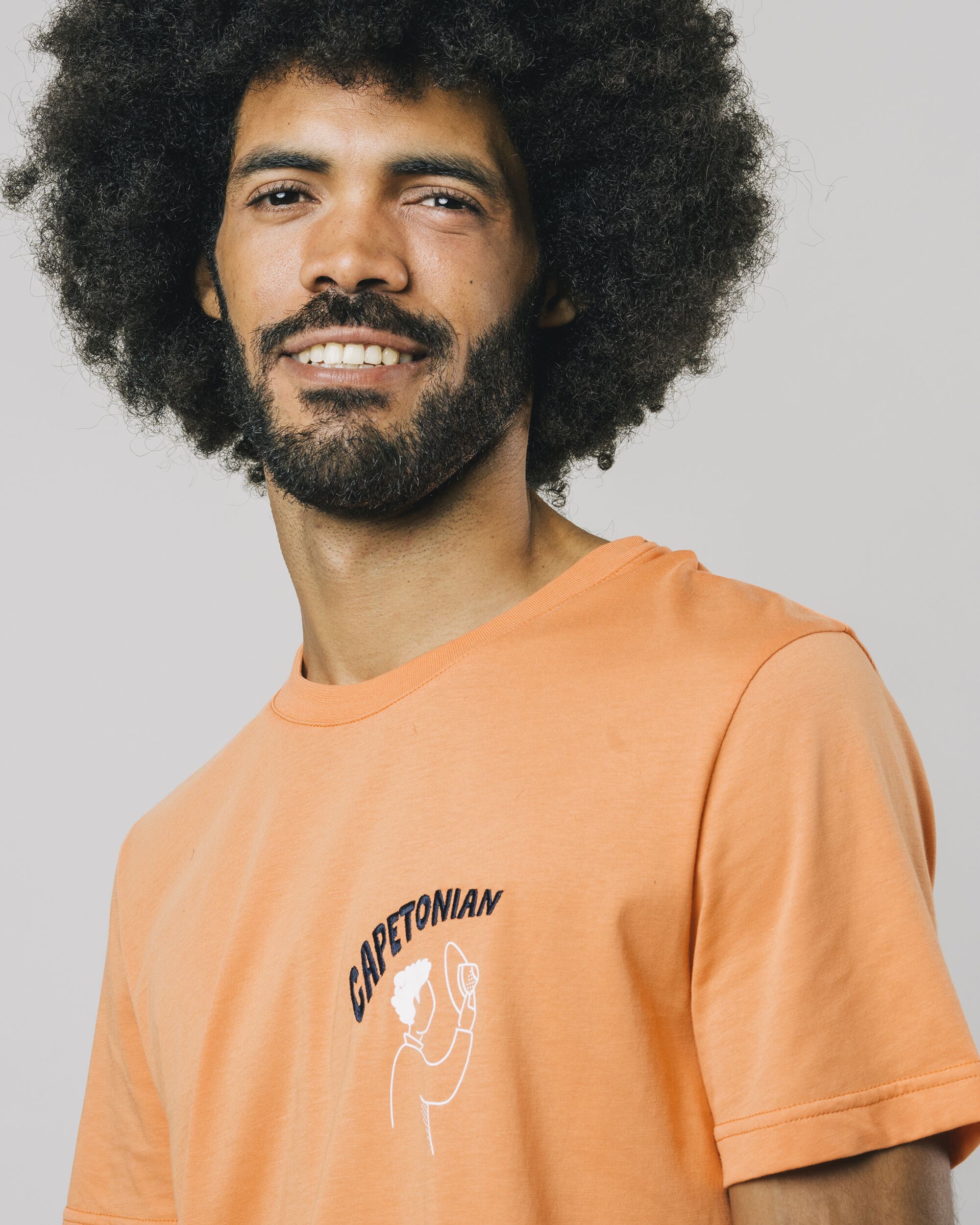 T-shirt "Capetonian" in orange made from 100% organic cotton from Brava Fabrics