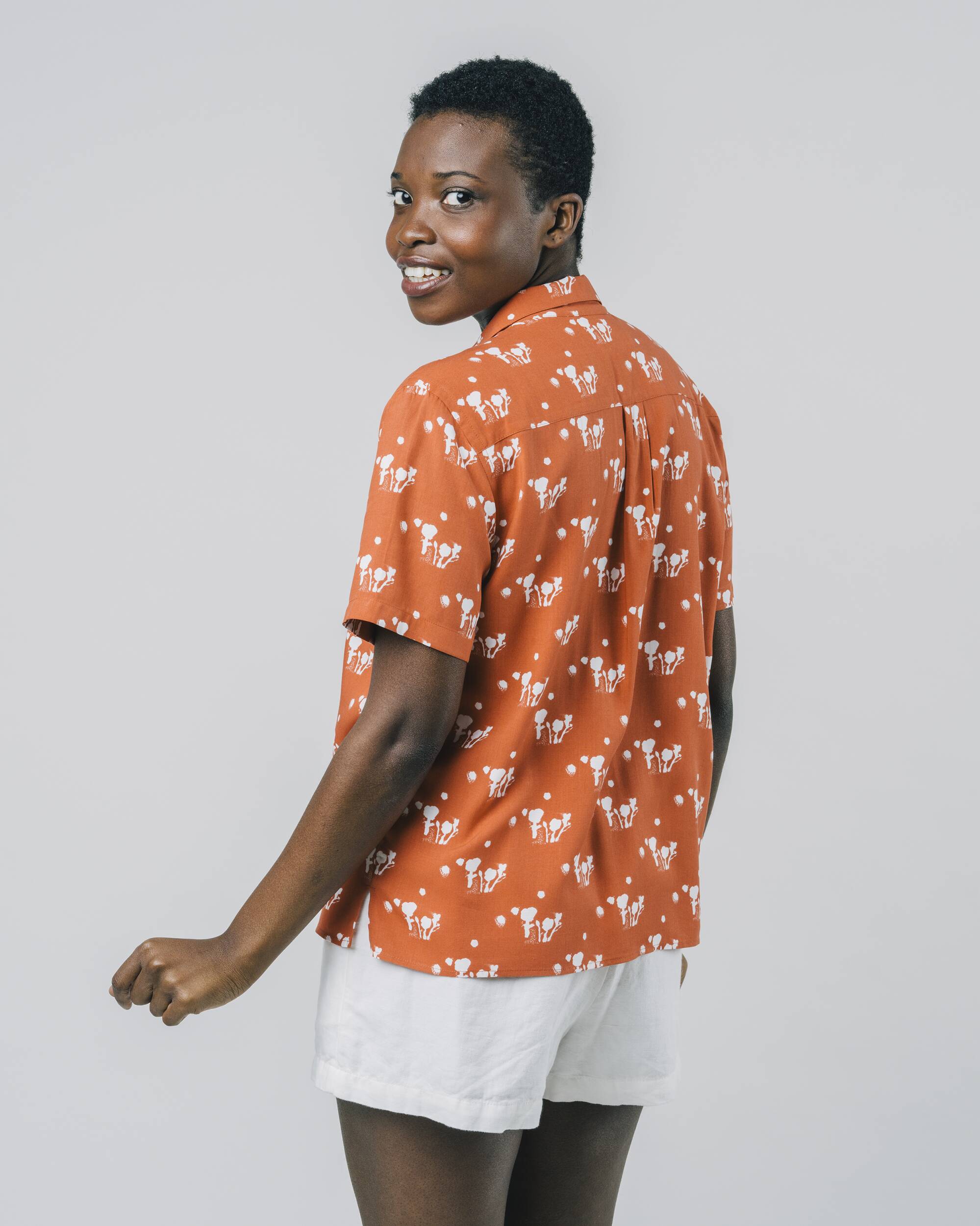 Orange, printed, short-sleeved blouse Mikia made from 100% by Brava Fabrics