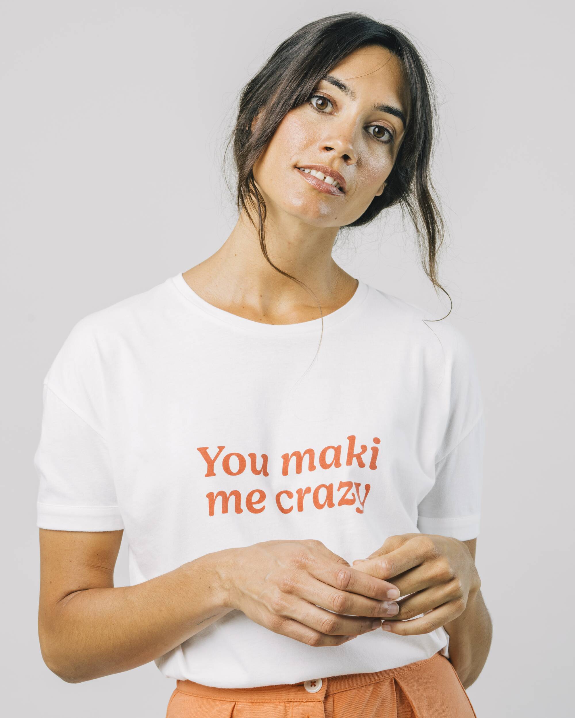 Weisses, bedrucktes T-Shirt You Maki Me Crazy aus 100% Bio-Baumwolle von Brava Fabrics