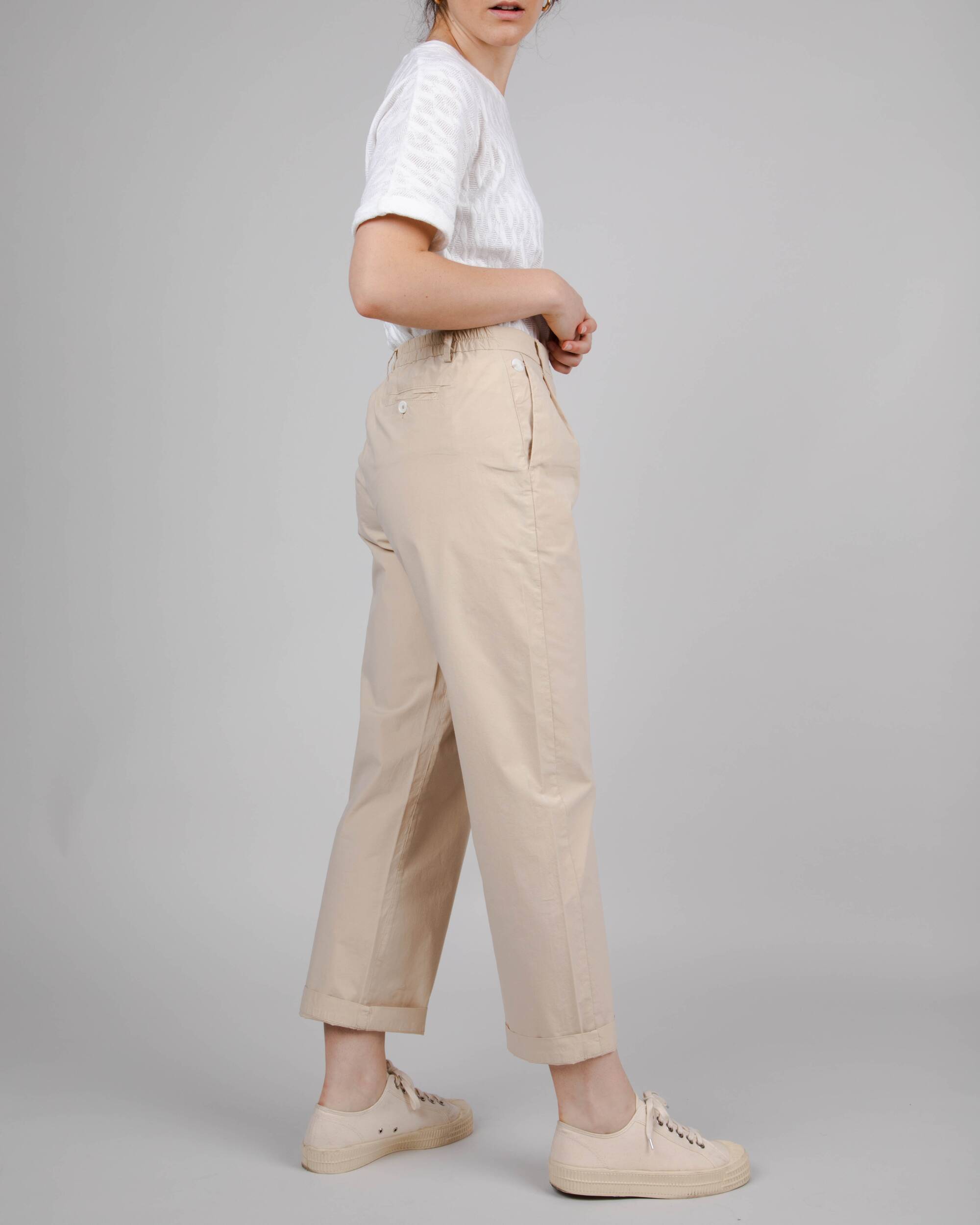 Pantalon chino beige élastique en coton biologique de Brava Fabrics