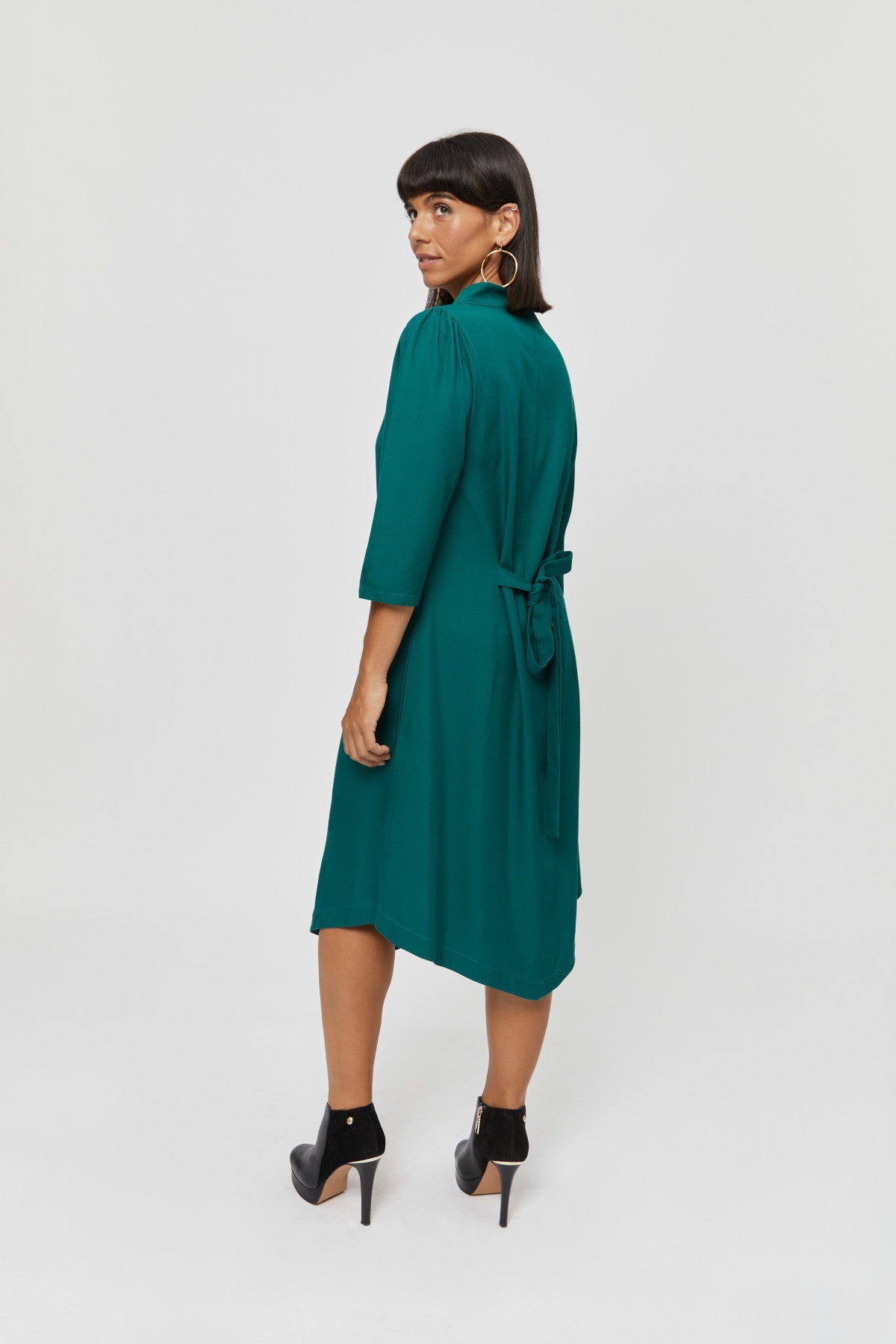 Grünes Kleid Suzi aus 100% Viskose von Ayani