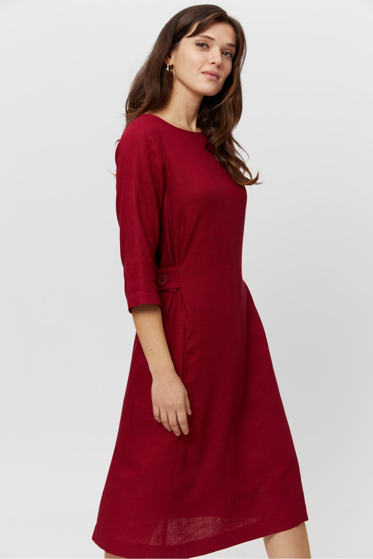 Red Emilia dress made of viscose by Ayani