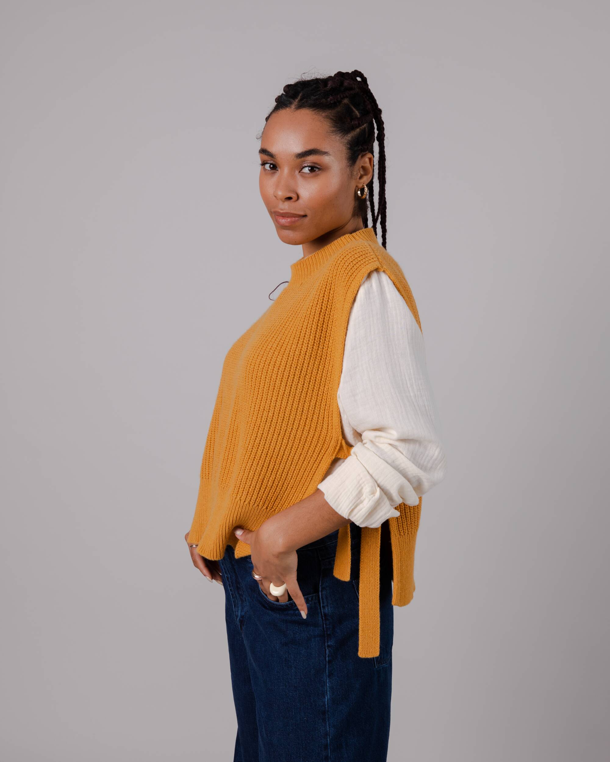 Toffee wool vest Spencer made from recycled wool, polyamide, viscose and cashmere from Brava Fabrics