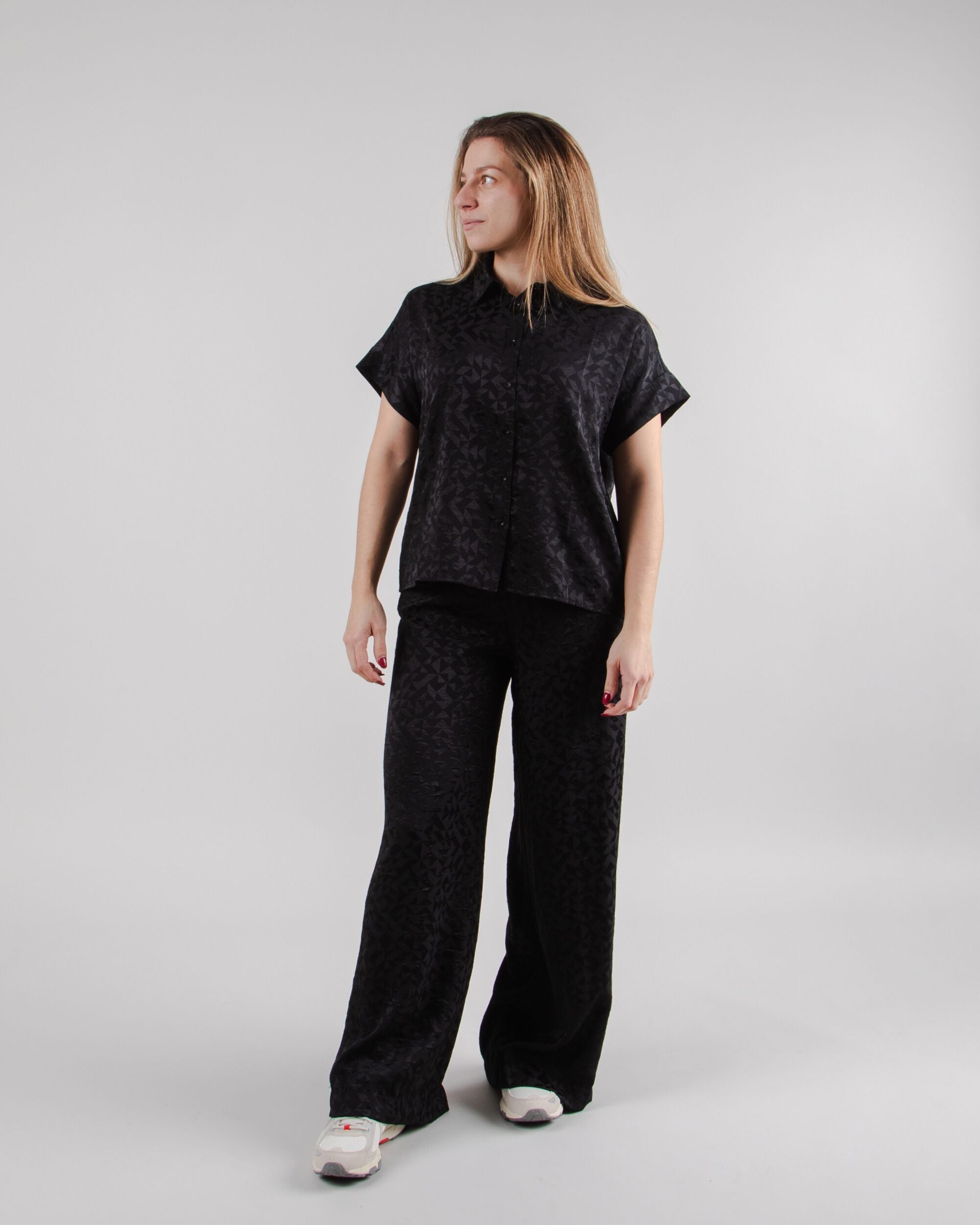 Jacquard batwing sleeve blouse in black from Brava Fabrics