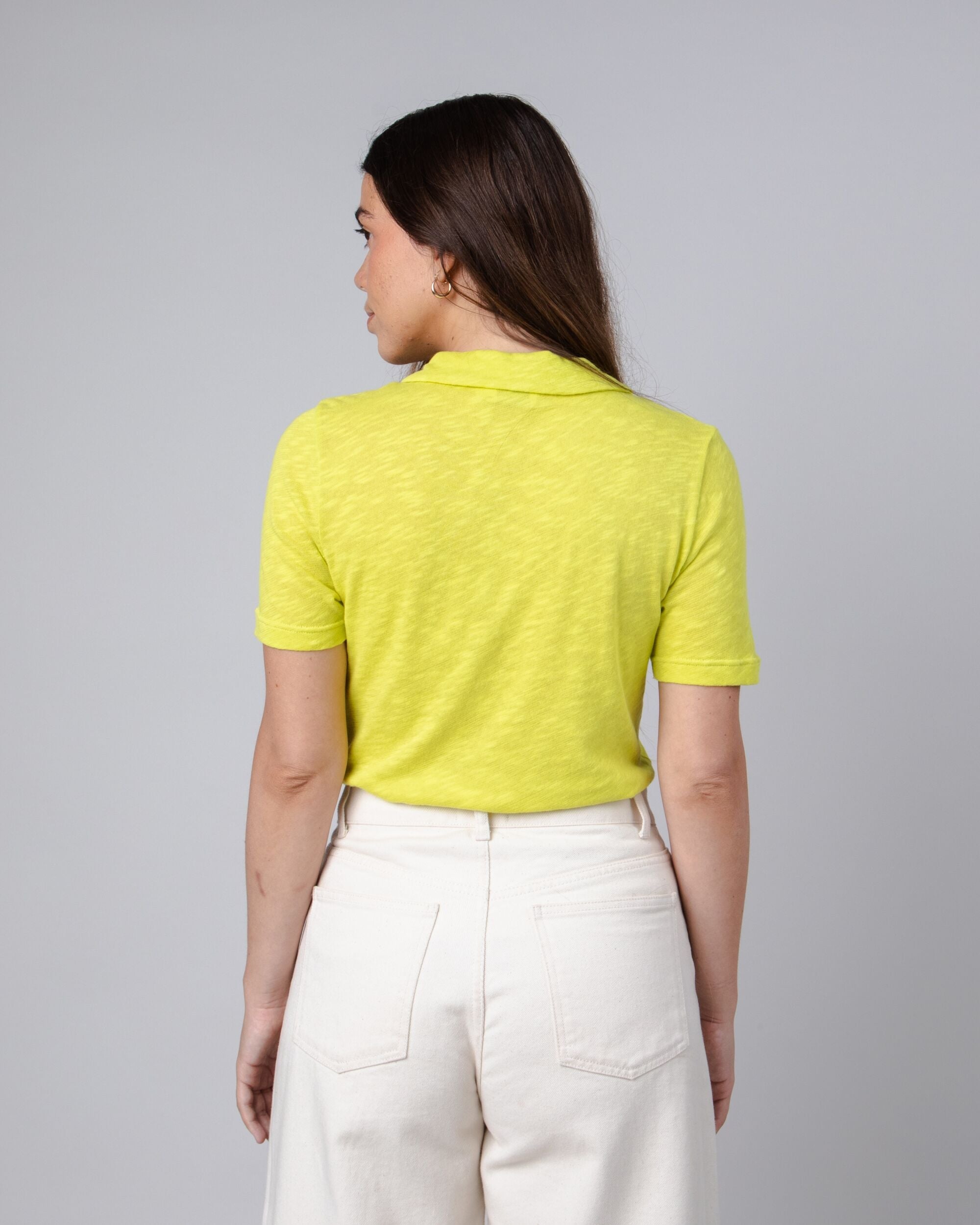 Geknöpftes Poloshirt in Lime aus Bio Baumwolle von Brava Fabrics