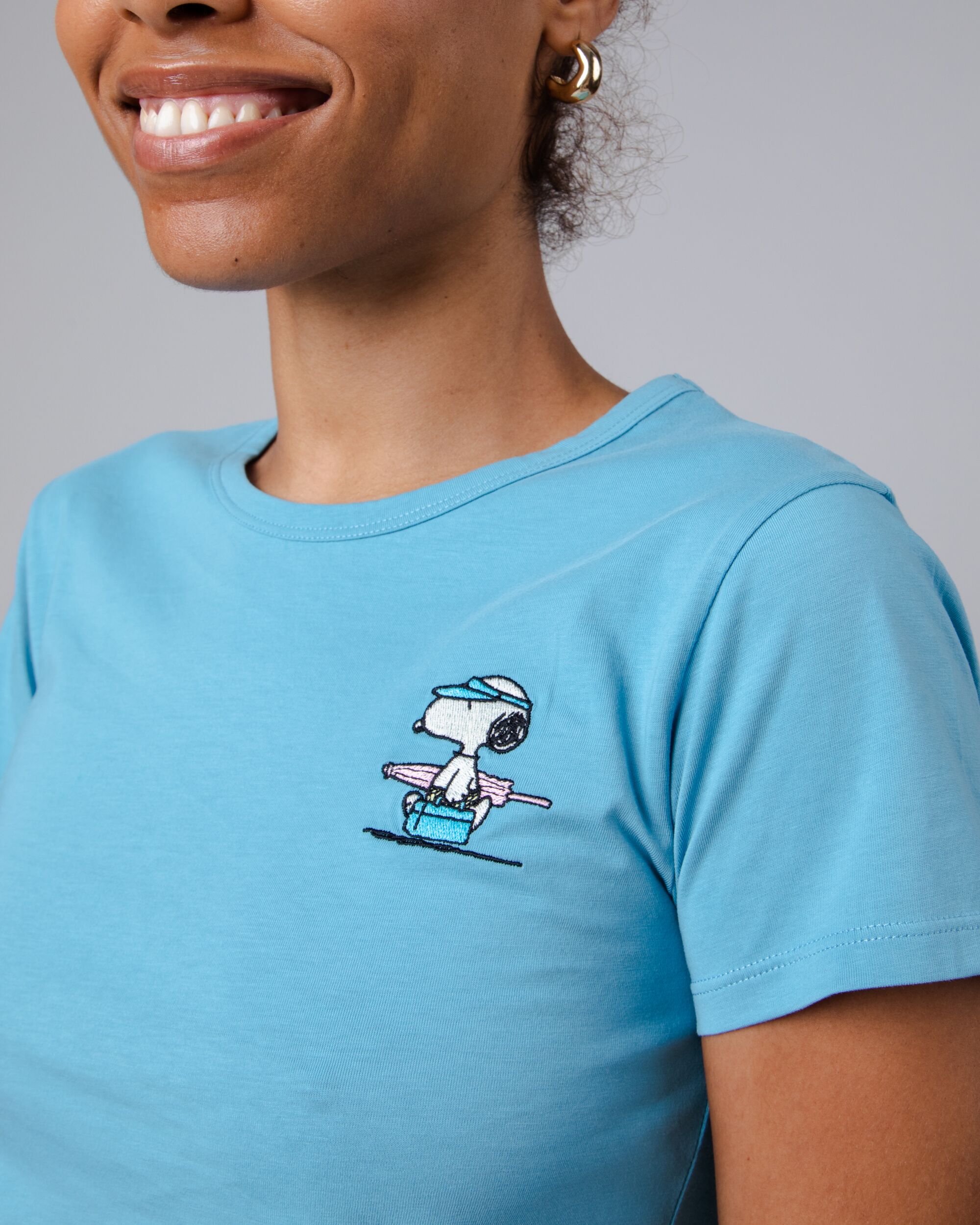 T-shirt Peanuts Beach in blue made of organic cotton from Brava Fabrics