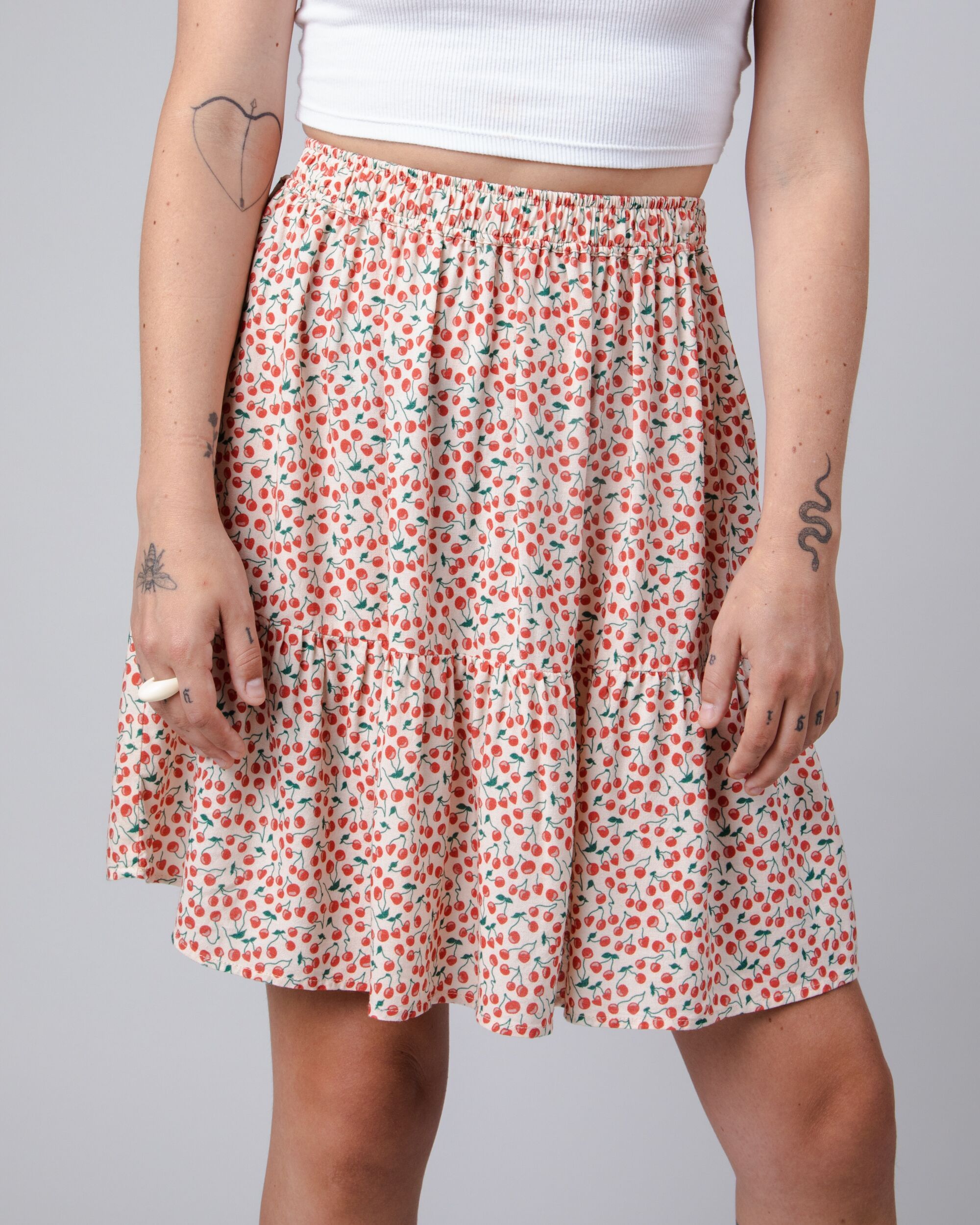 Short skirt Cherry Sand made of linen and viscose from Brava Fabrics