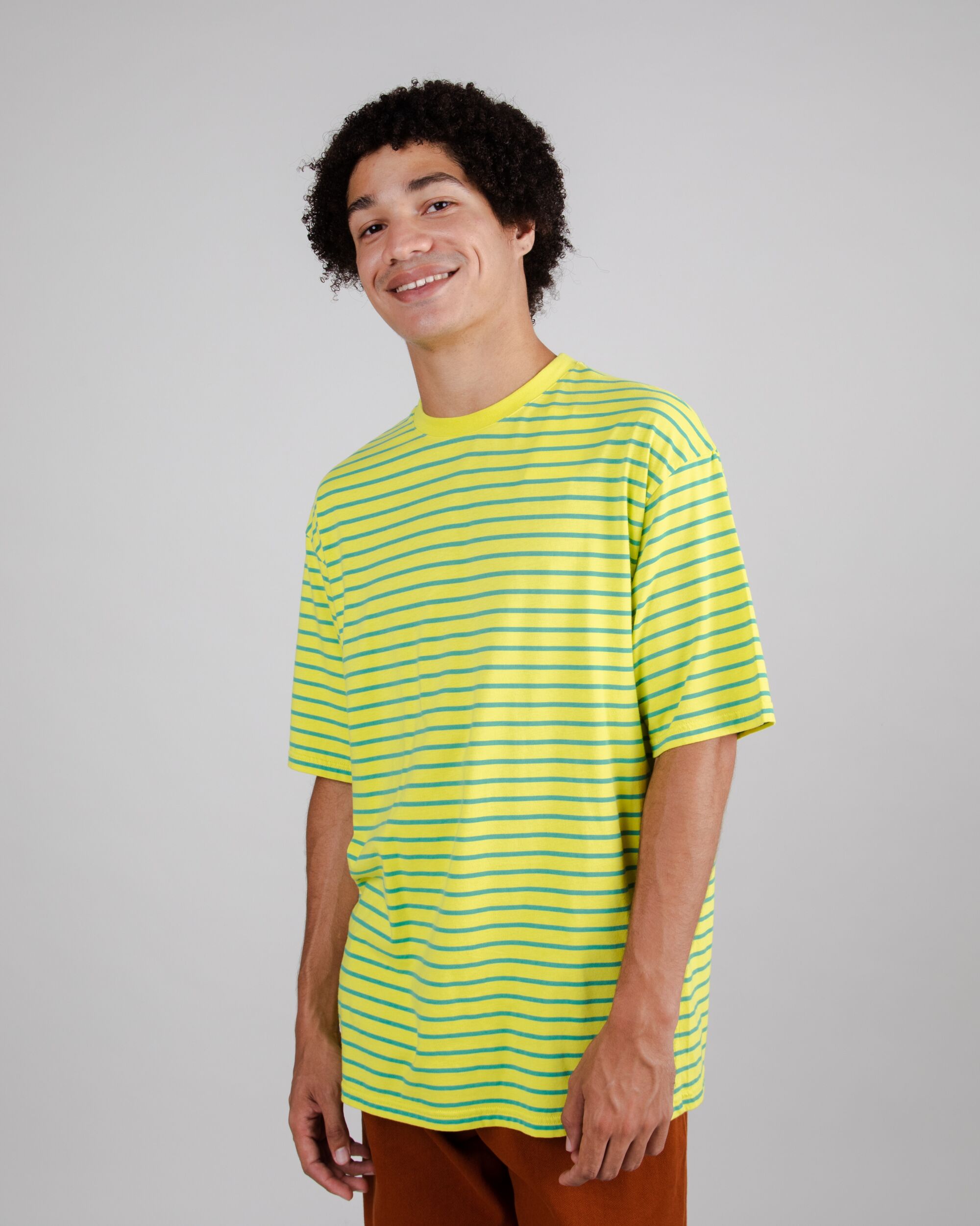 T-shirt oversize Stripes en Lime en coton biologique par Brava Fabrics