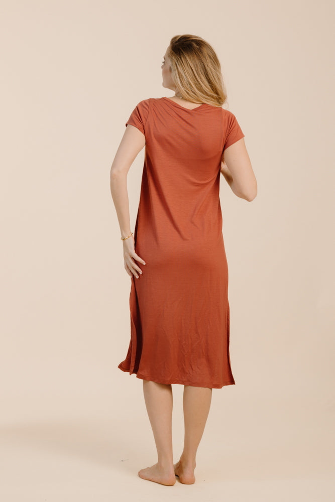 Terracotta Kleid BAYA aus 100% Tencel von Pura Clothing
