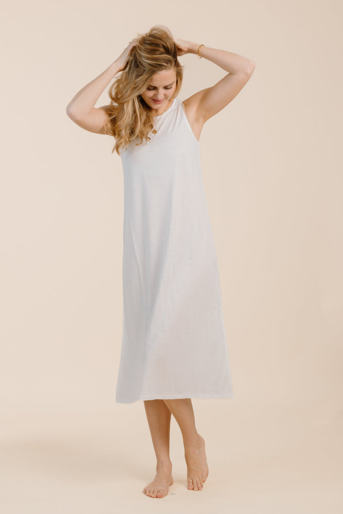 Weisses Kleid MAUI aus 100% Tencel von PURA Clothing