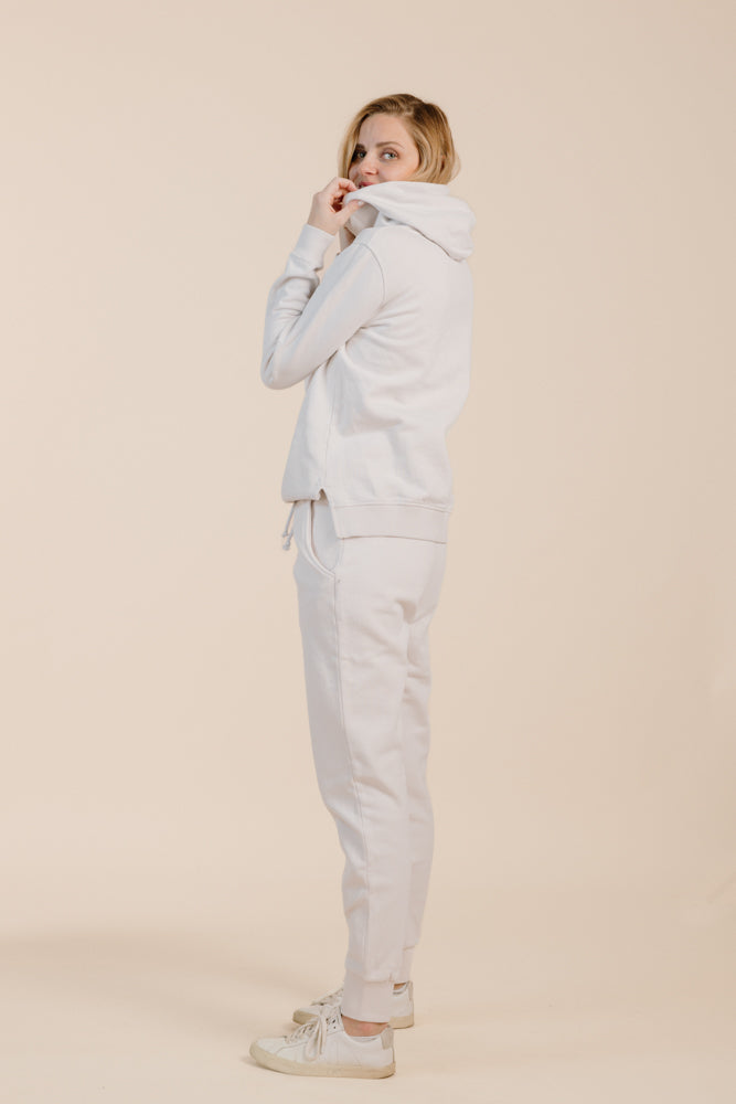 White trousers MONA made from 100% organic cotton from PURA Clothing