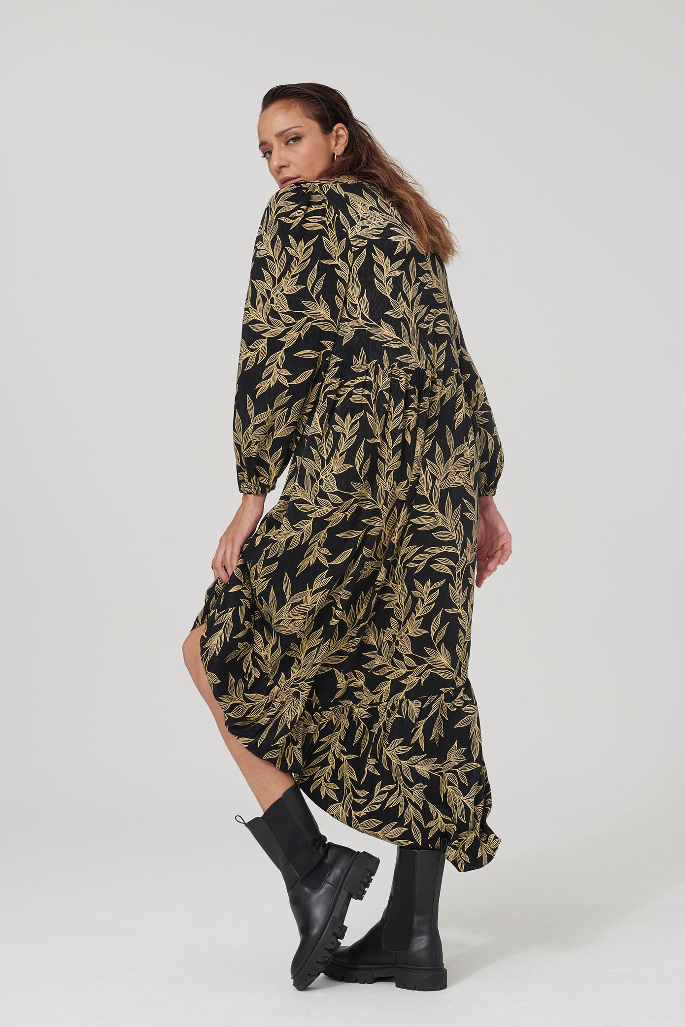 Kleid AUDREYANA dunkel gemustert von LOVJOI aus Cupro und Ecovero™
