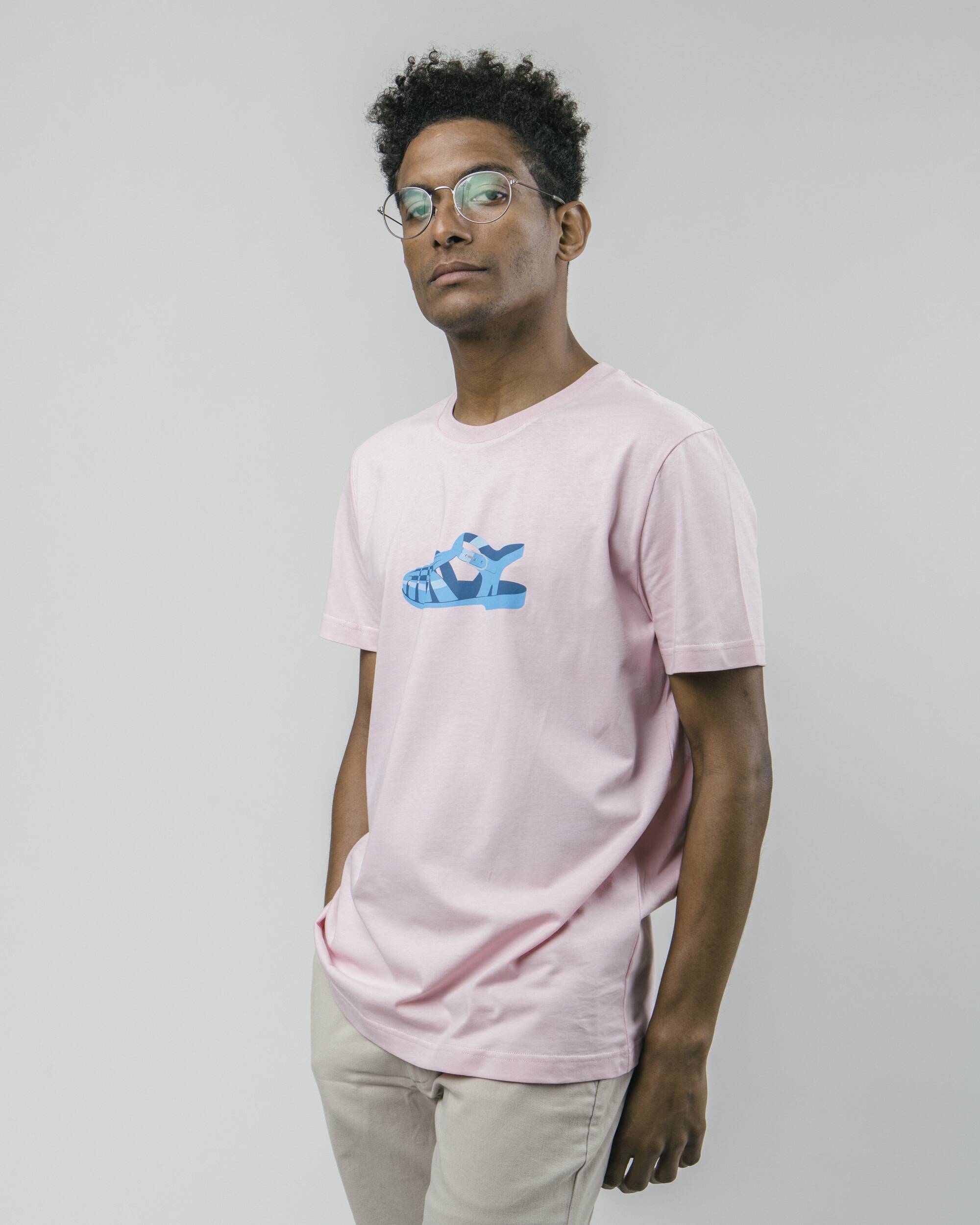 Iconic Jelly T-shirt in pink with a great print made from 100% organic cotton from Brava Fabrics