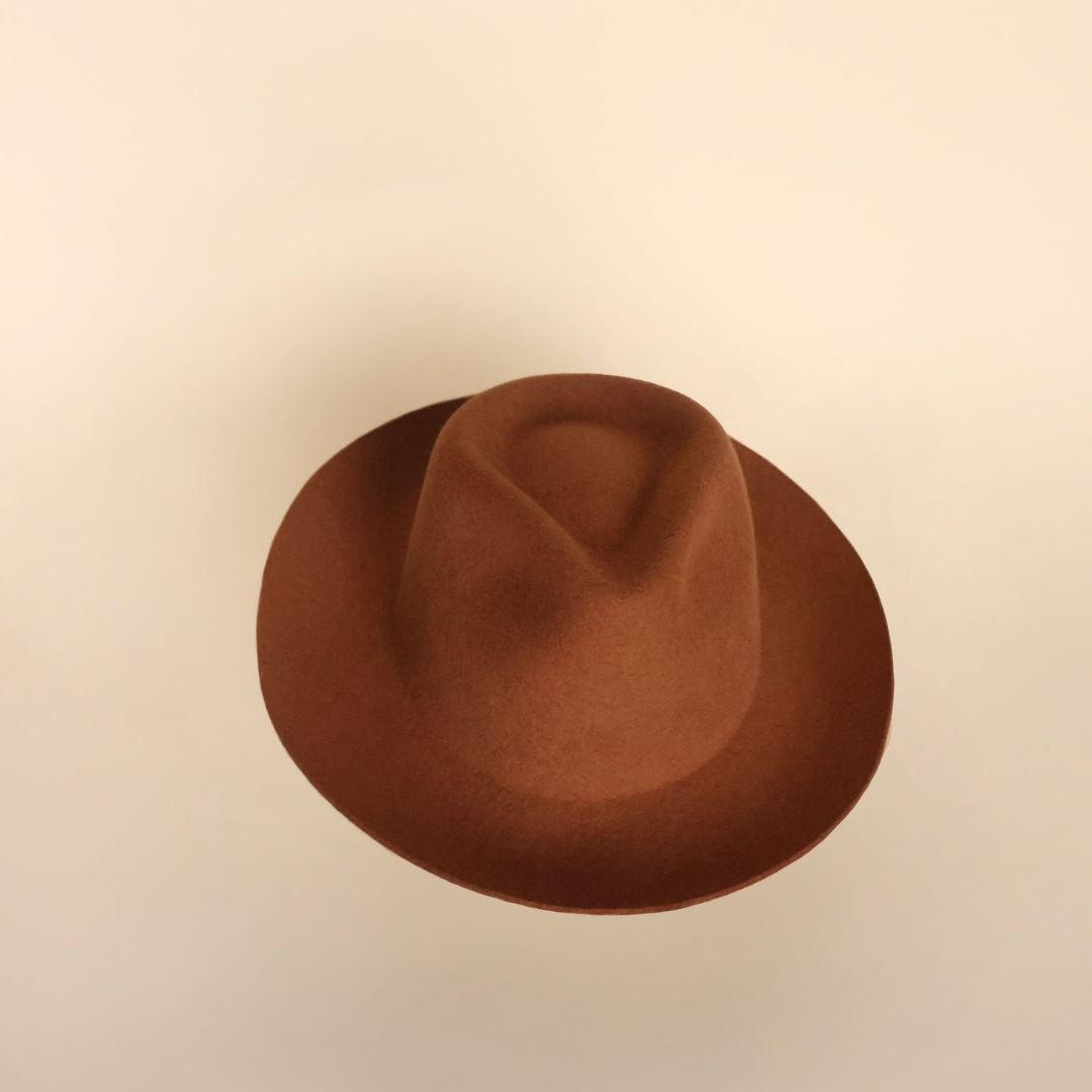 Brown hat Alba made of 100% wool from Verdonna