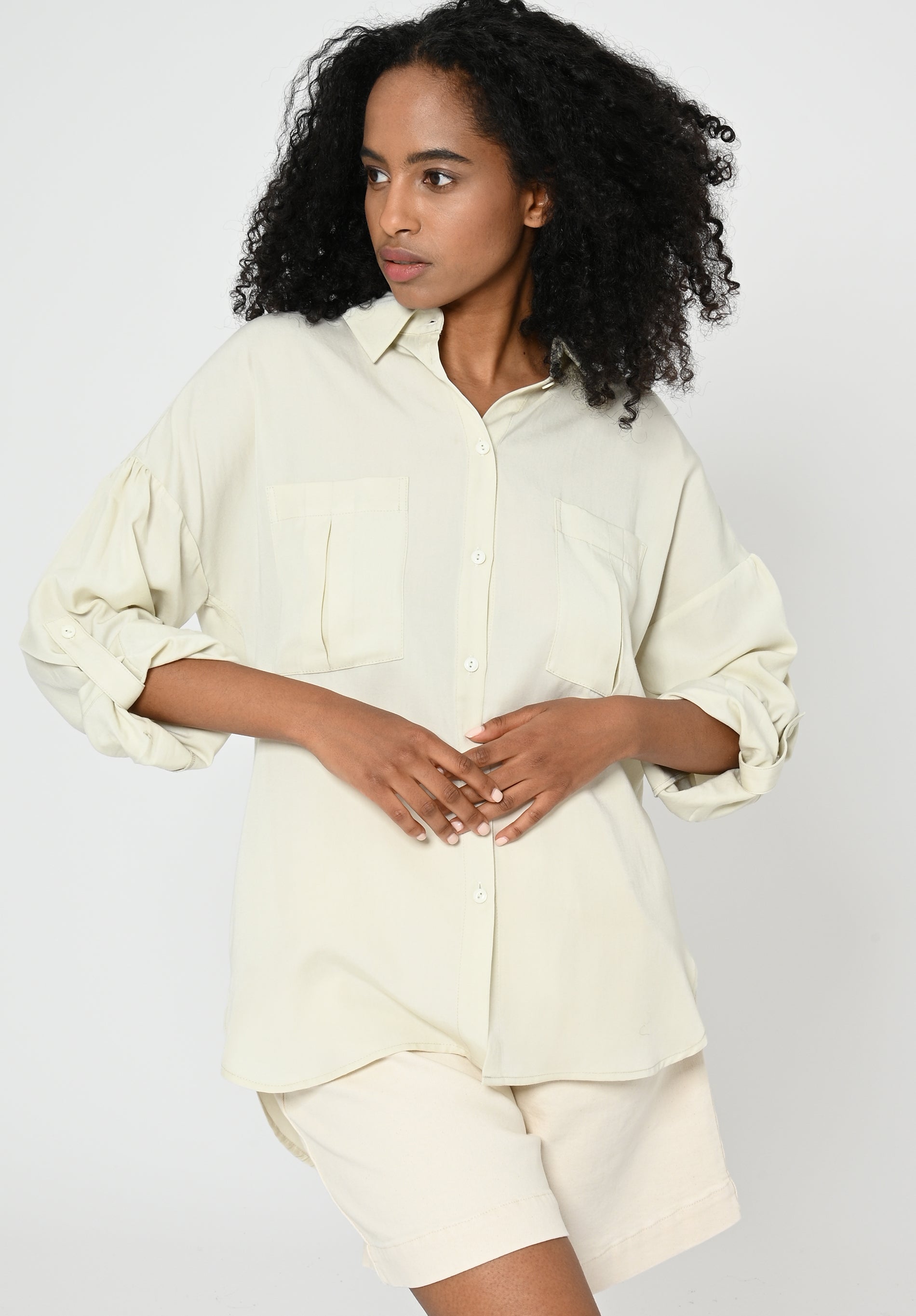 Blouse MANTARI in off white by LOVJOI made of TENCEL™