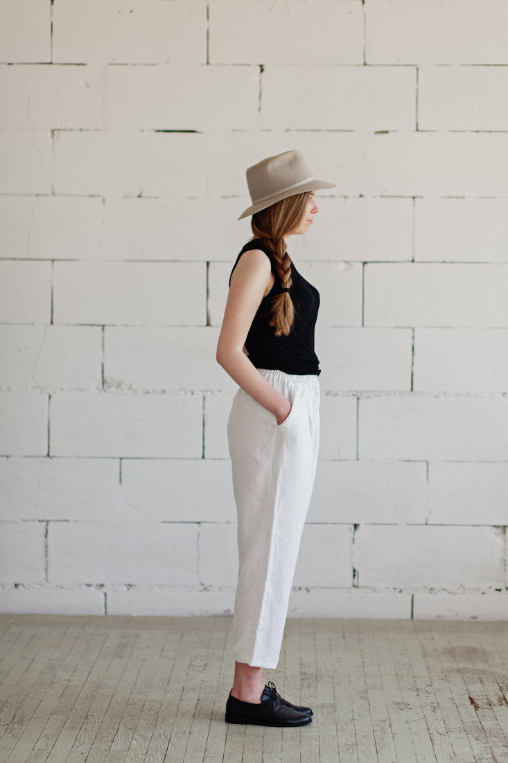 Comfy trousers made from 100% linen