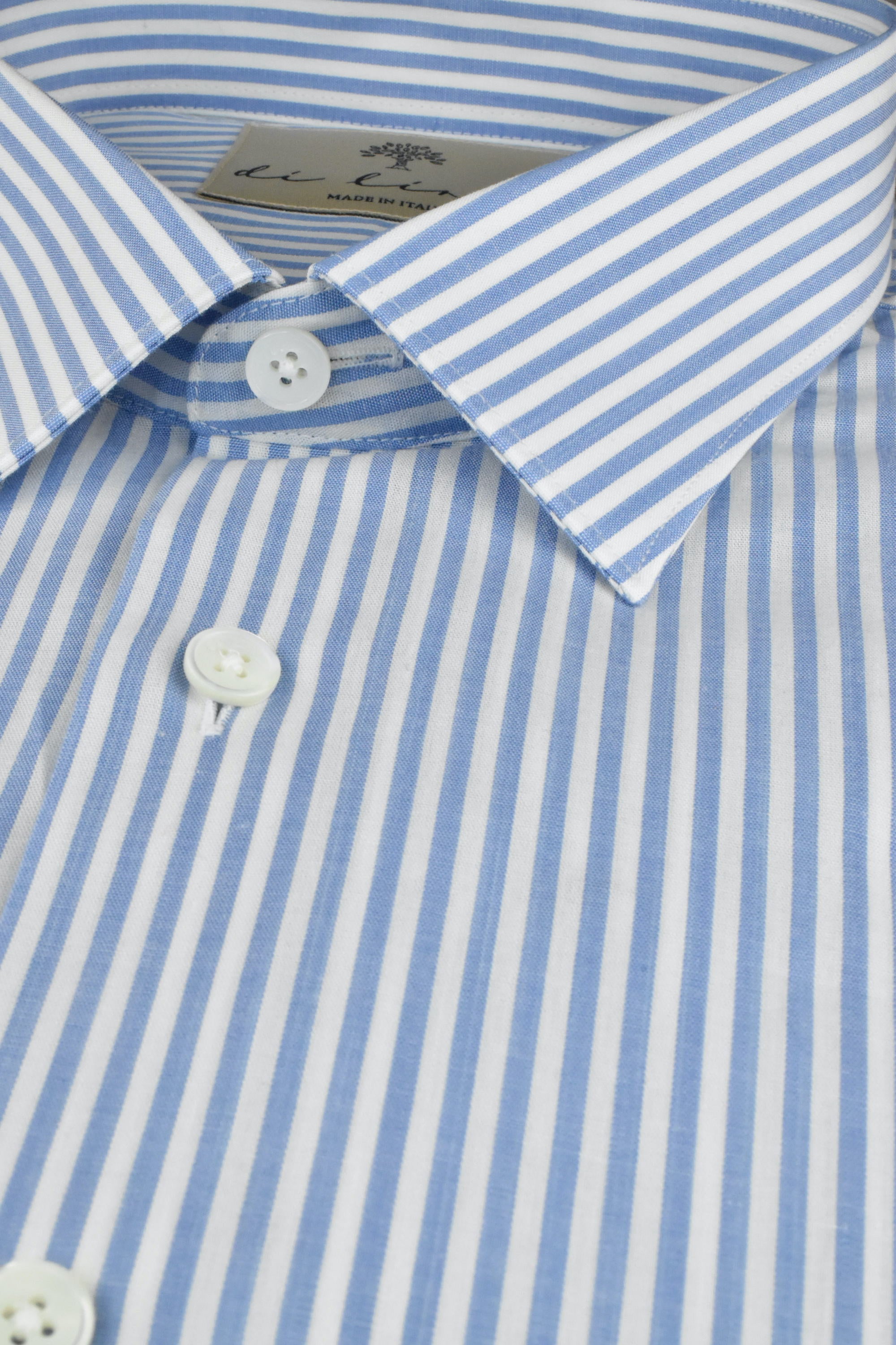 Shirt with blue and white stripes made of organic cotton - Made to order