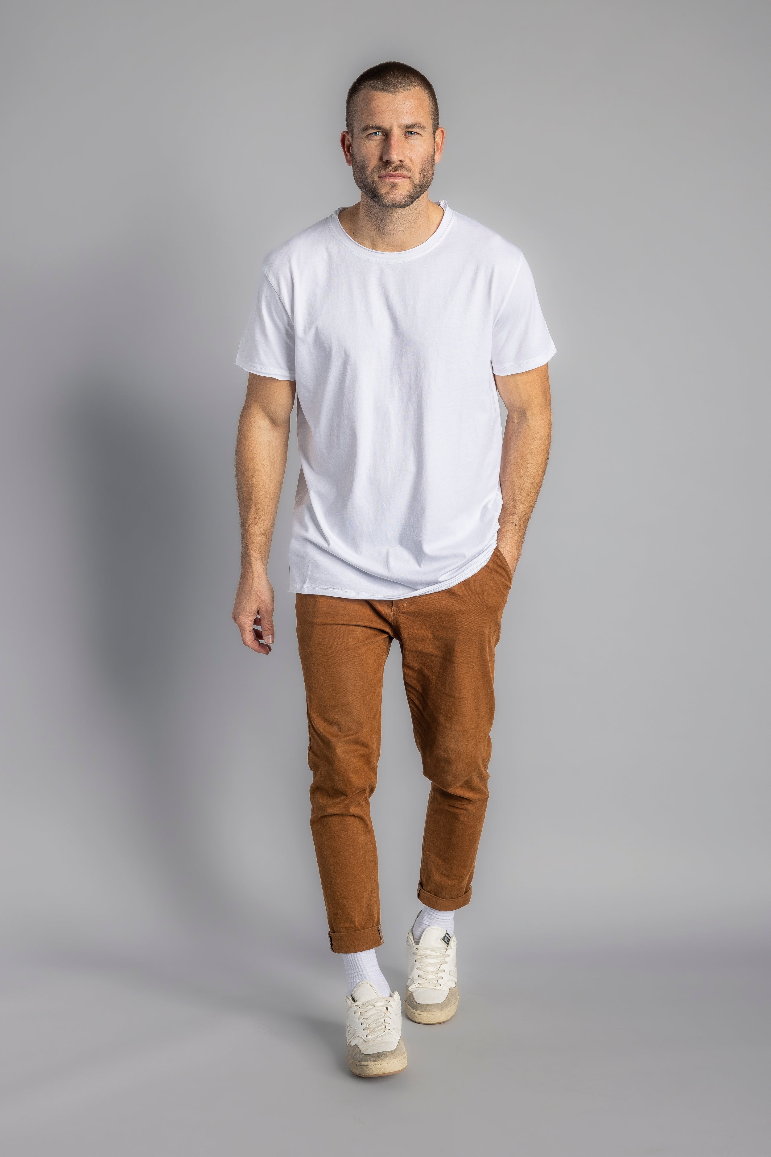 T-shirt vintage blanc en coton 100% biologique de DIRTS
