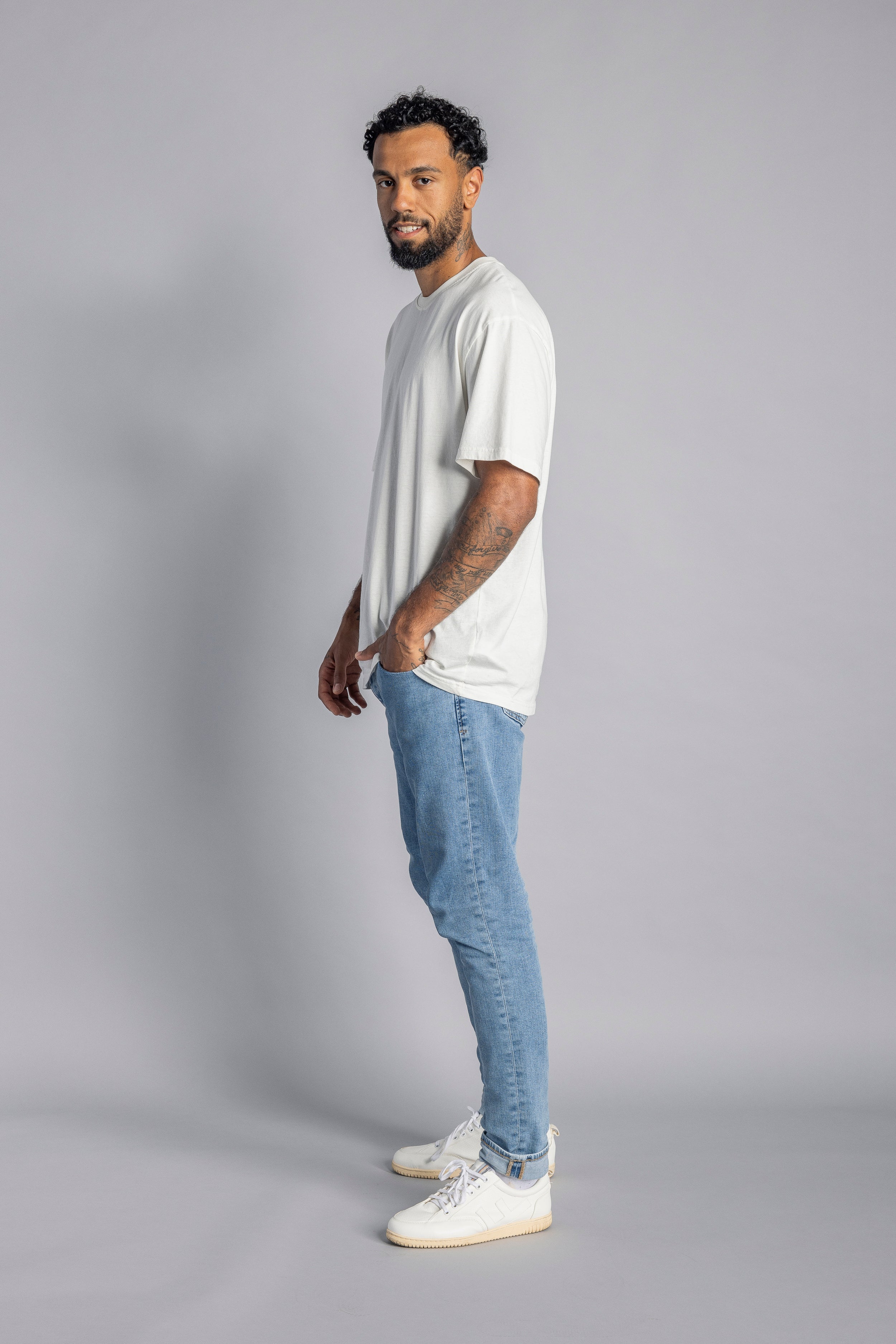 White oversized T-shirt made from recycled wool from DIRTS